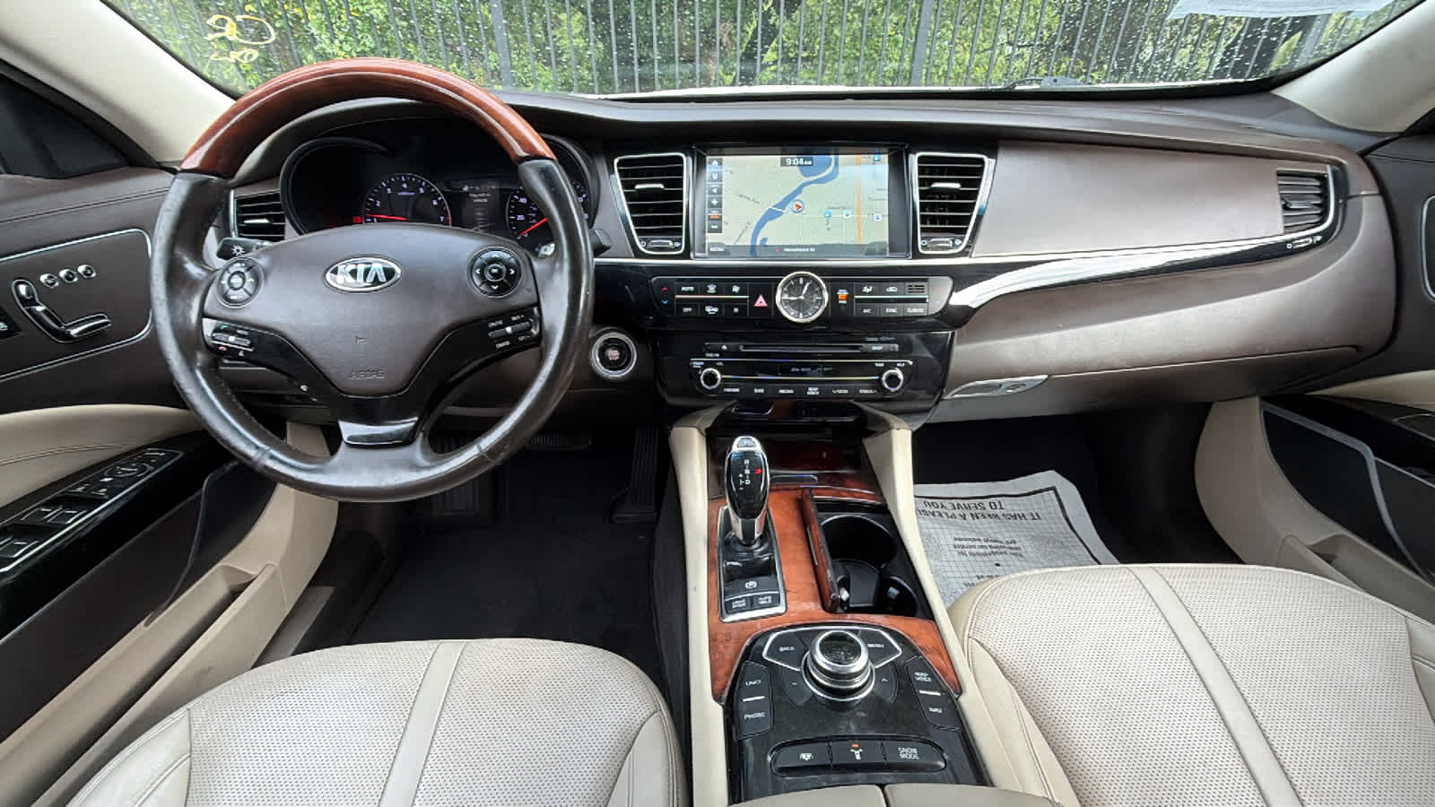 Thumbnail: 2016 Kia K900 - 18