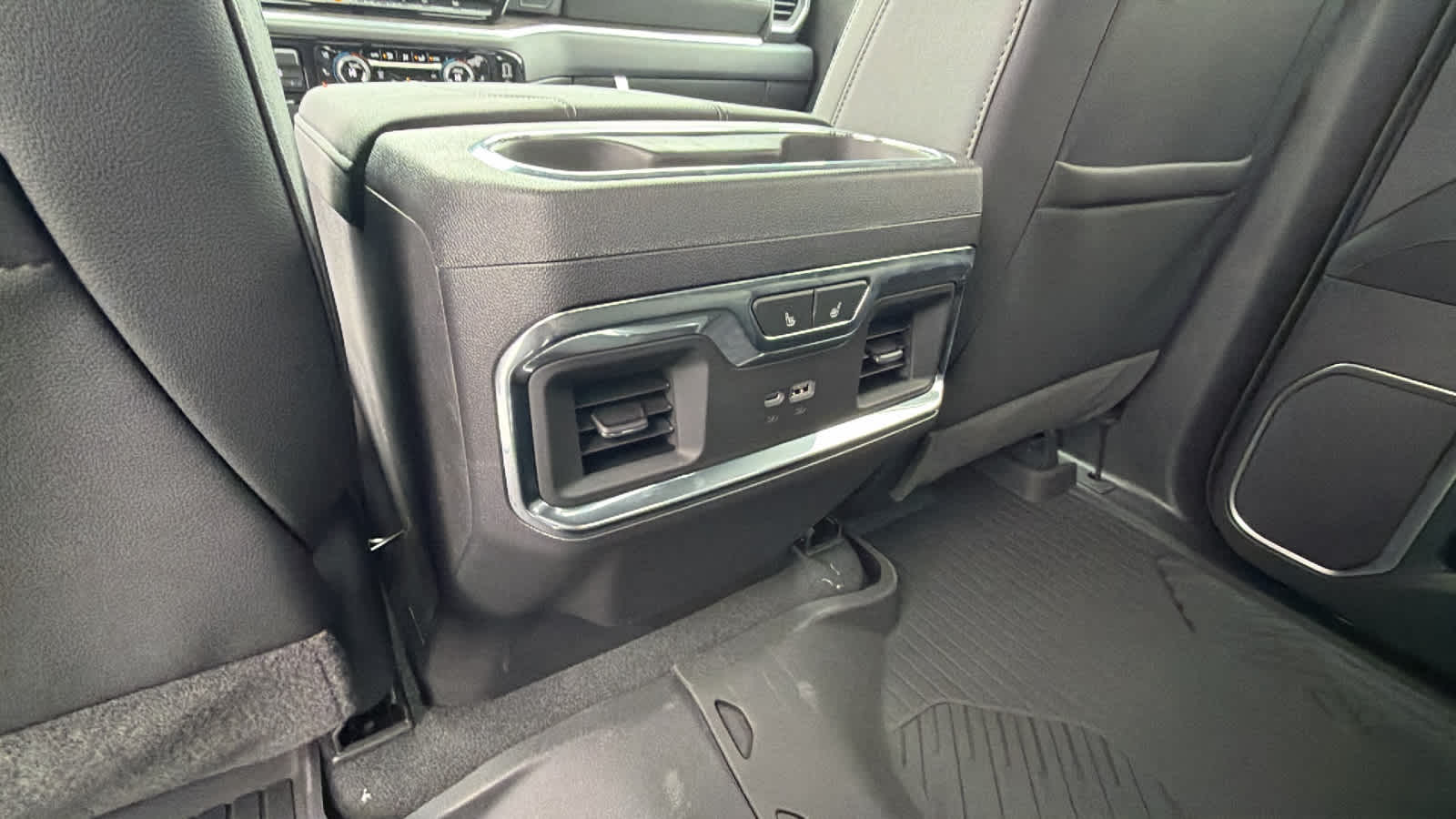 Thumbnail: 2026 Chevrolet Silverado 1500 - 25