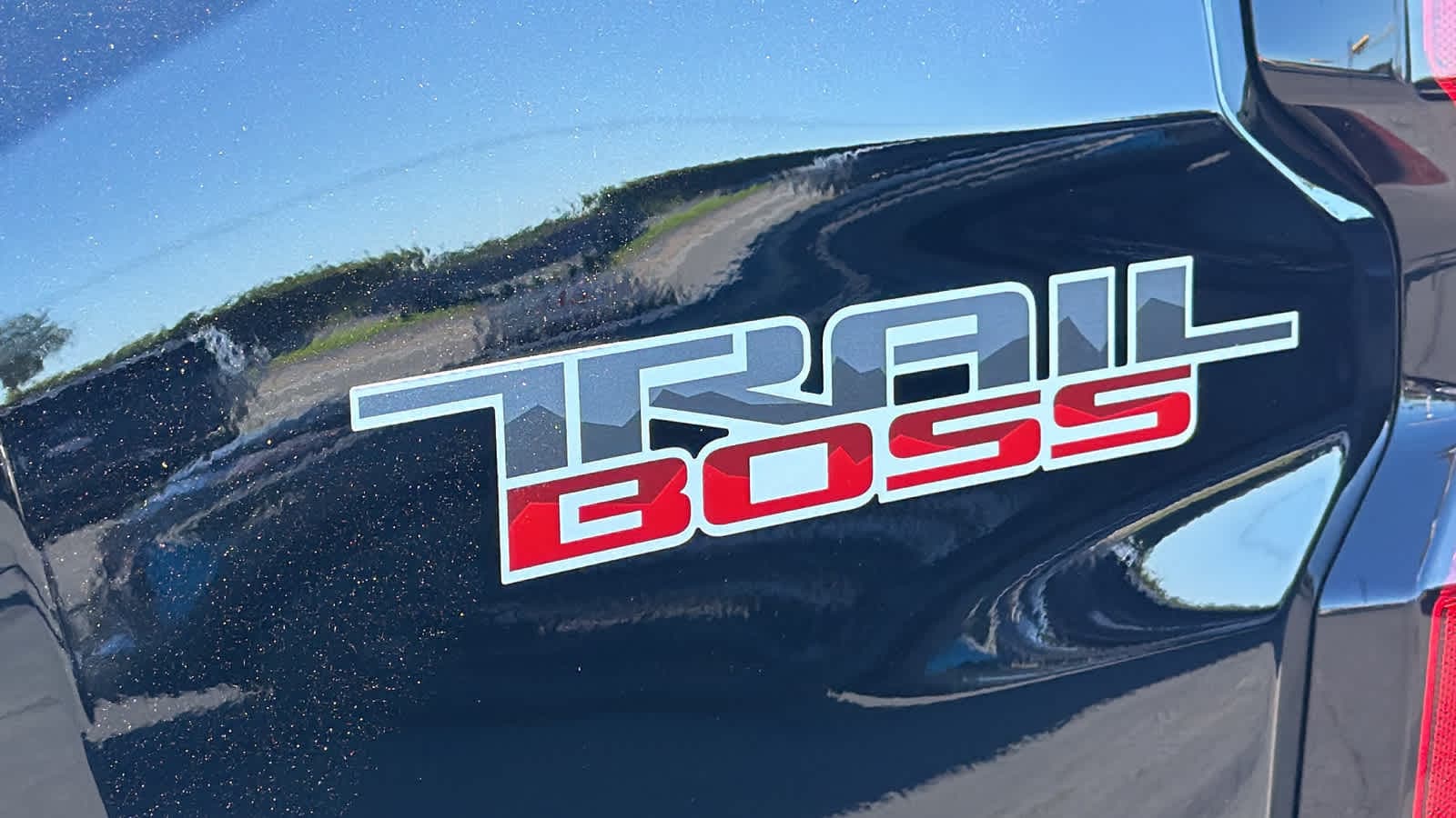 2026 Chevrolet Colorado Trail Boss - Photo 28