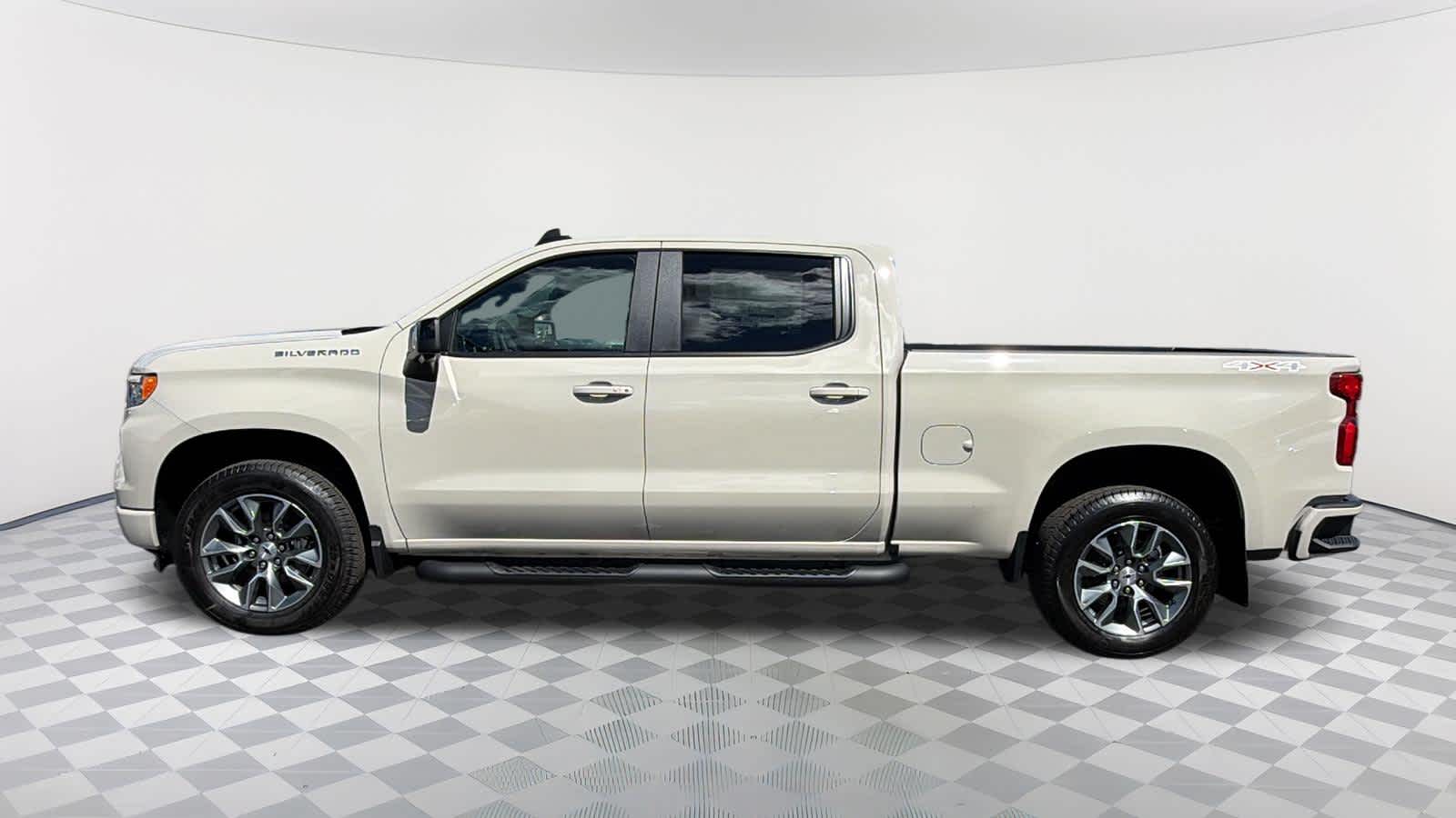 Thumbnail: 2026 Chevrolet Silverado 1500 - 7