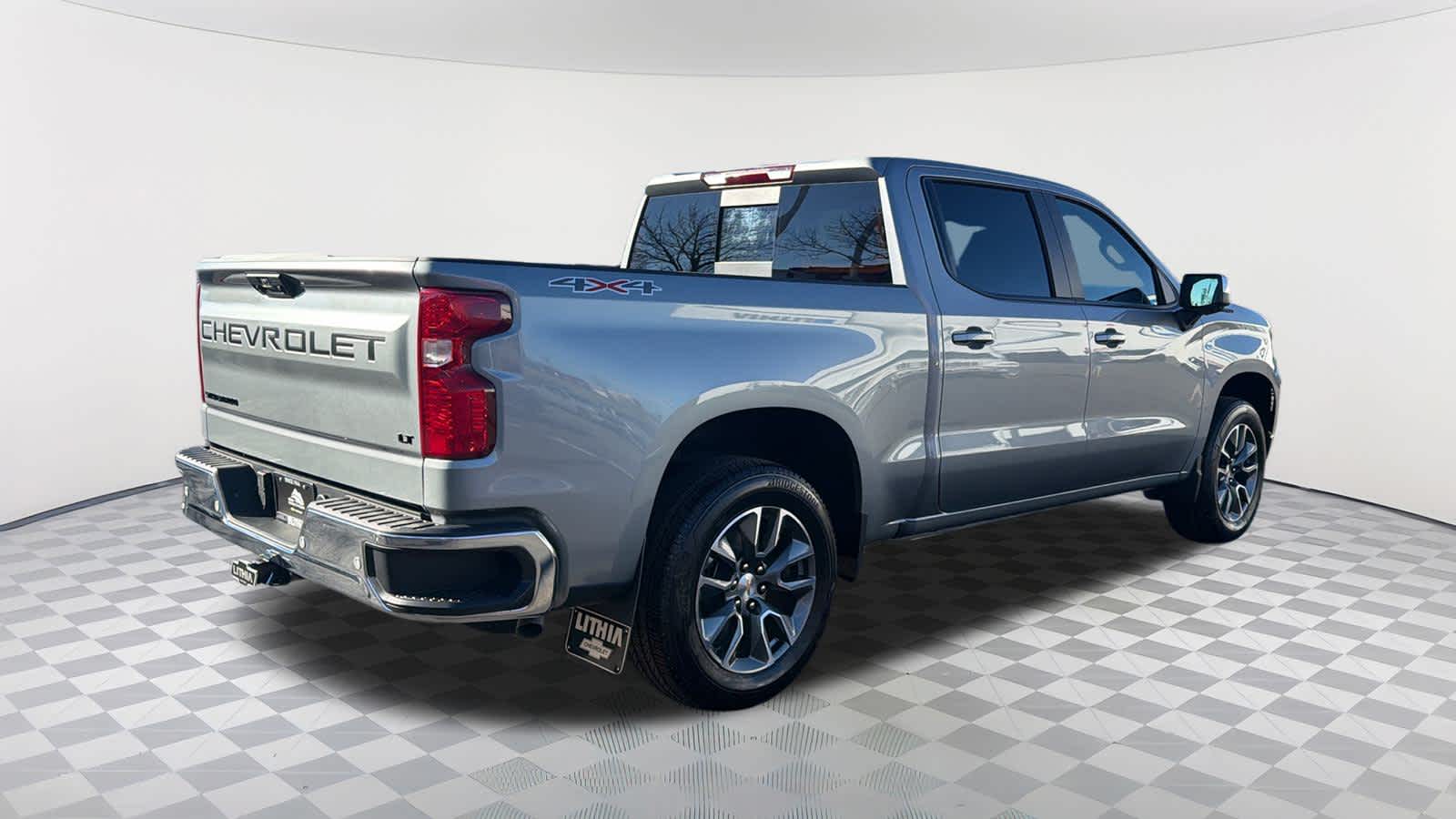 Thumbnail: 2026 Chevrolet Silverado 1500 - 5