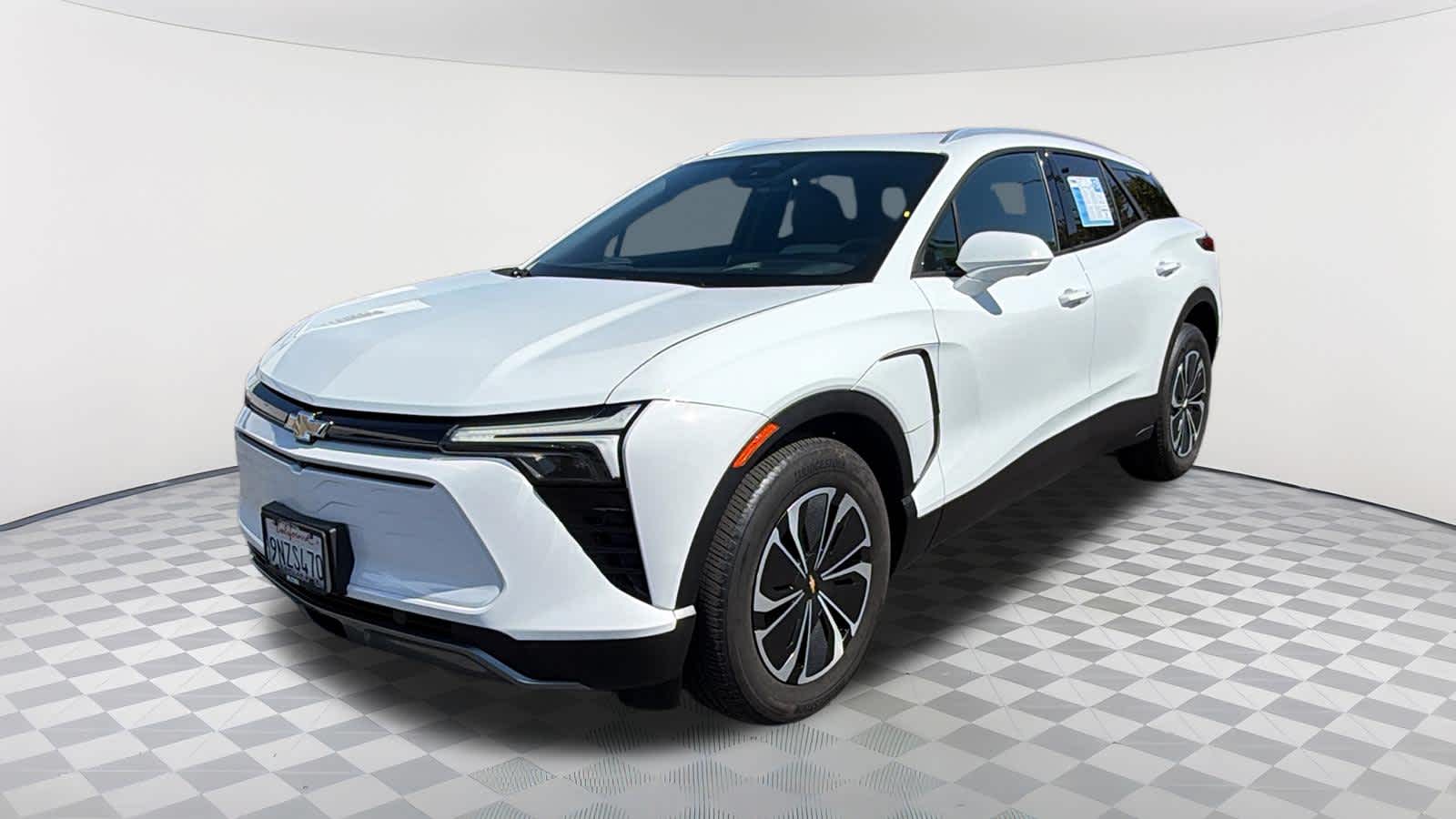 Used 2024 Chevrolet Blazer EV LT with VIN 3GNKDBRJXRS215564 for sale in Redding, CA