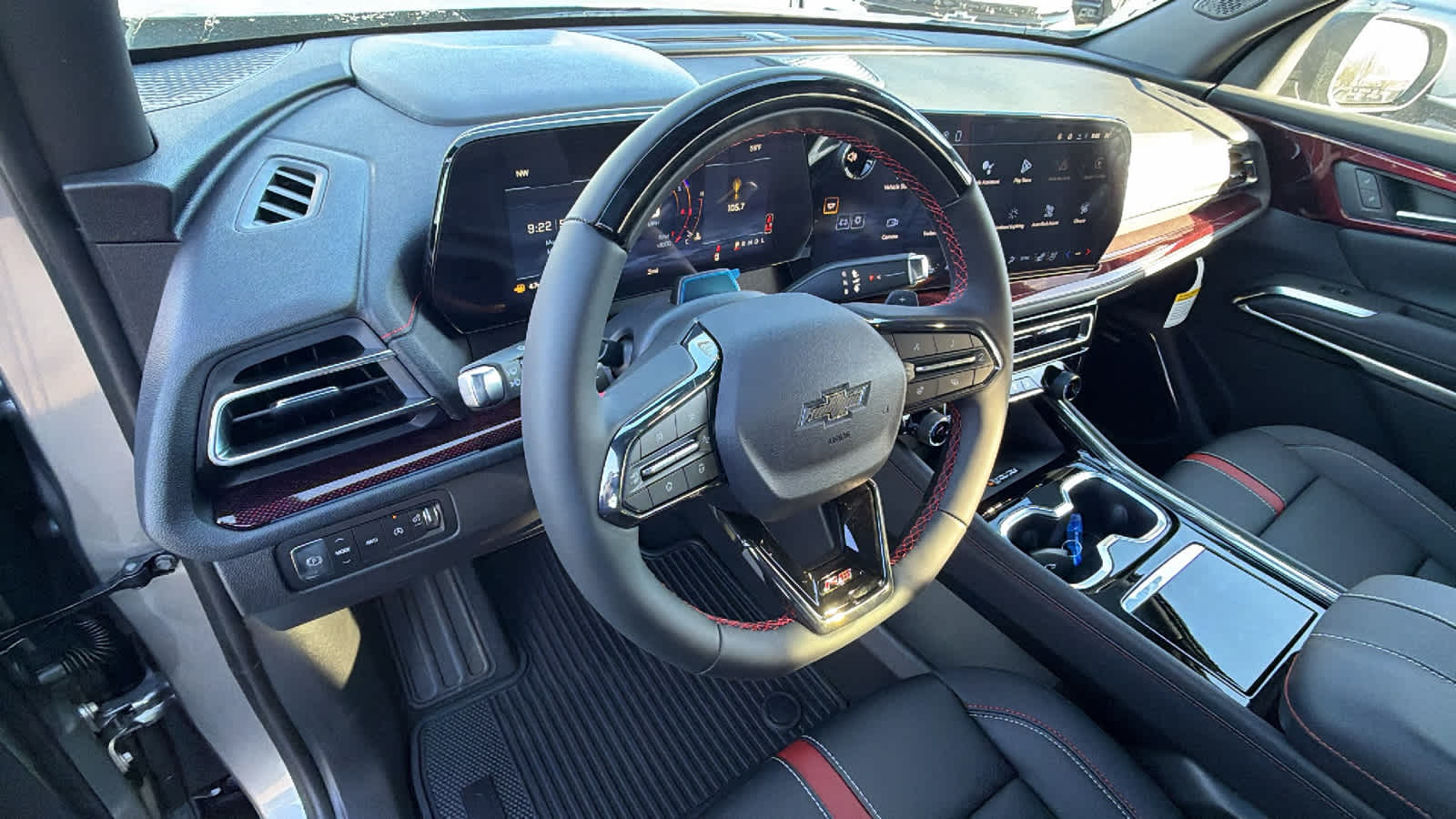 Thumbnail: 2026 Chevrolet Traverse - 10