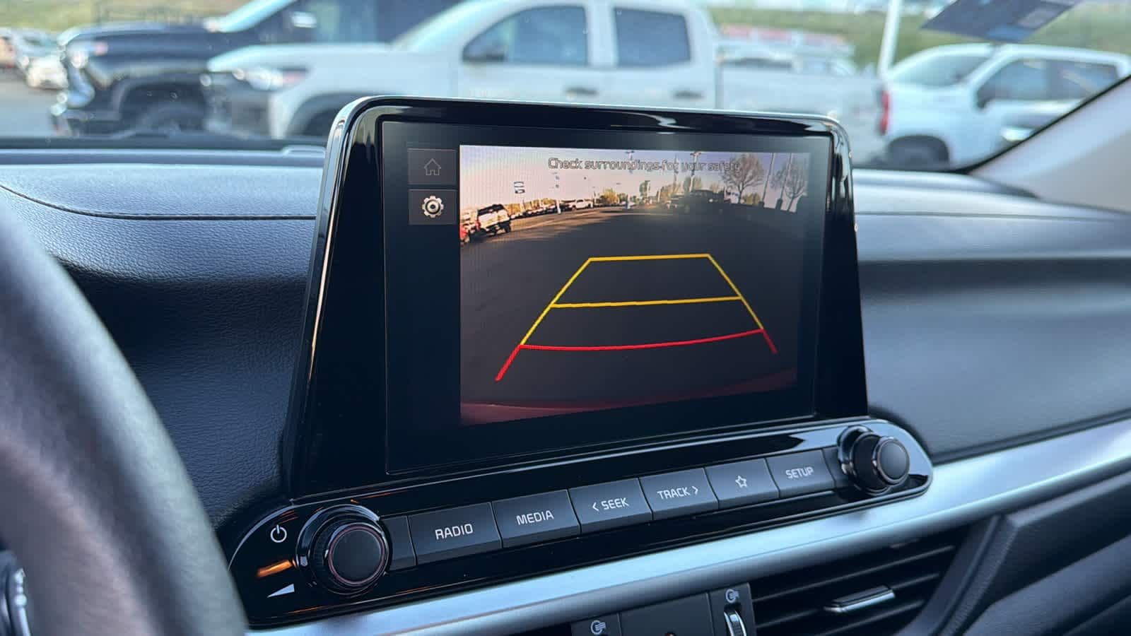 Thumbnail: 2023 Kia Forte - 16