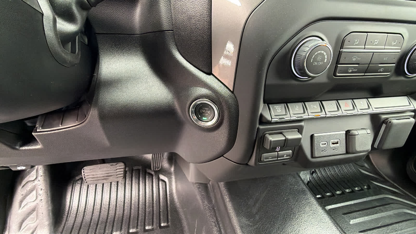 Thumbnail: 2026 Chevrolet Silverado 2500 - 17