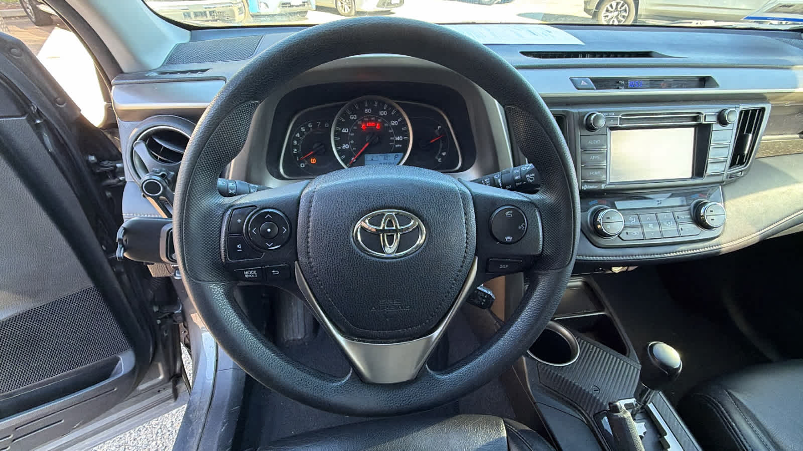 Thumbnail: 2014 Toyota RAV4 - 15