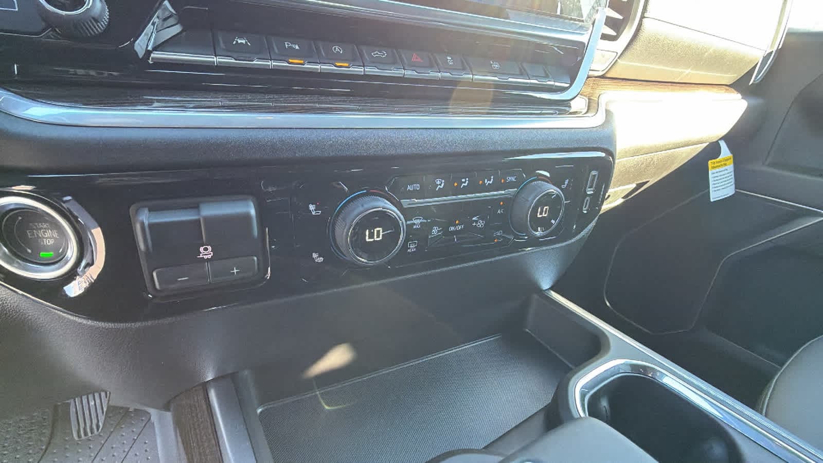 Thumbnail: 2026 Chevrolet Silverado 1500 - 14