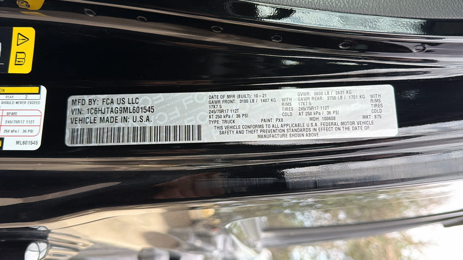 Thumbnail: 2021 Jeep Gladiator - 21