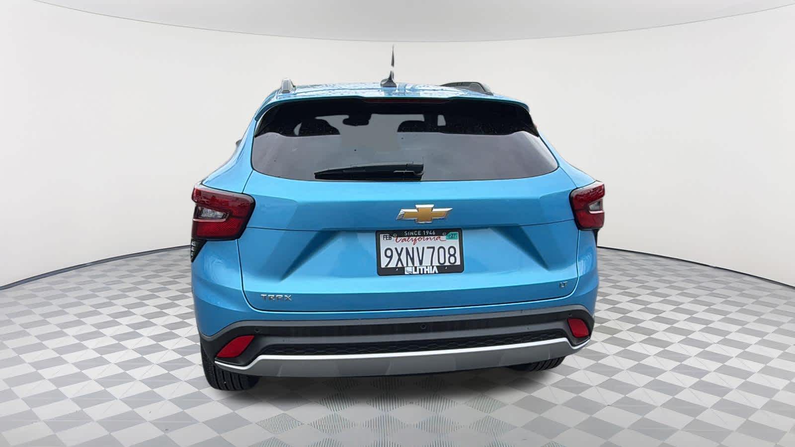 Thumbnail: 2026 Chevrolet Trax - 6