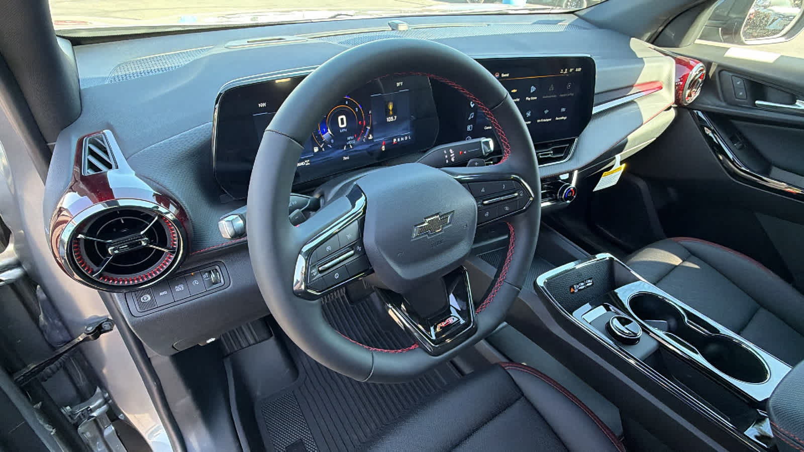 2027 Chevrolet Equinox RS - Photo 10