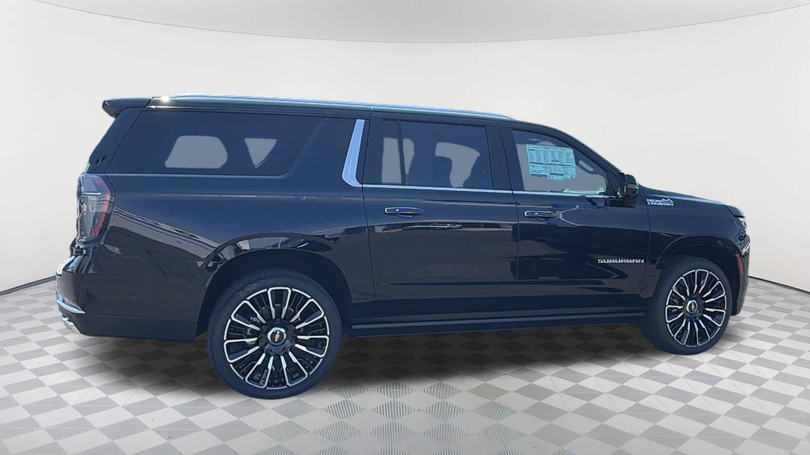 2026 Chevrolet Suburban High Country - Photo 4