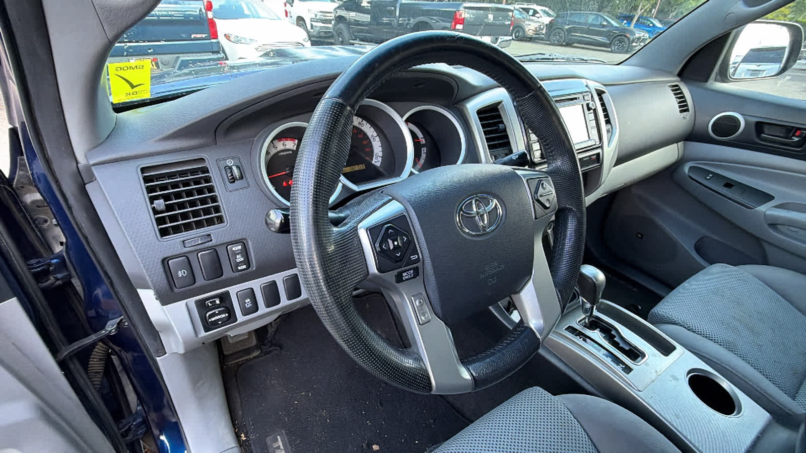 Thumbnail: 2014 Toyota Tacoma - 10