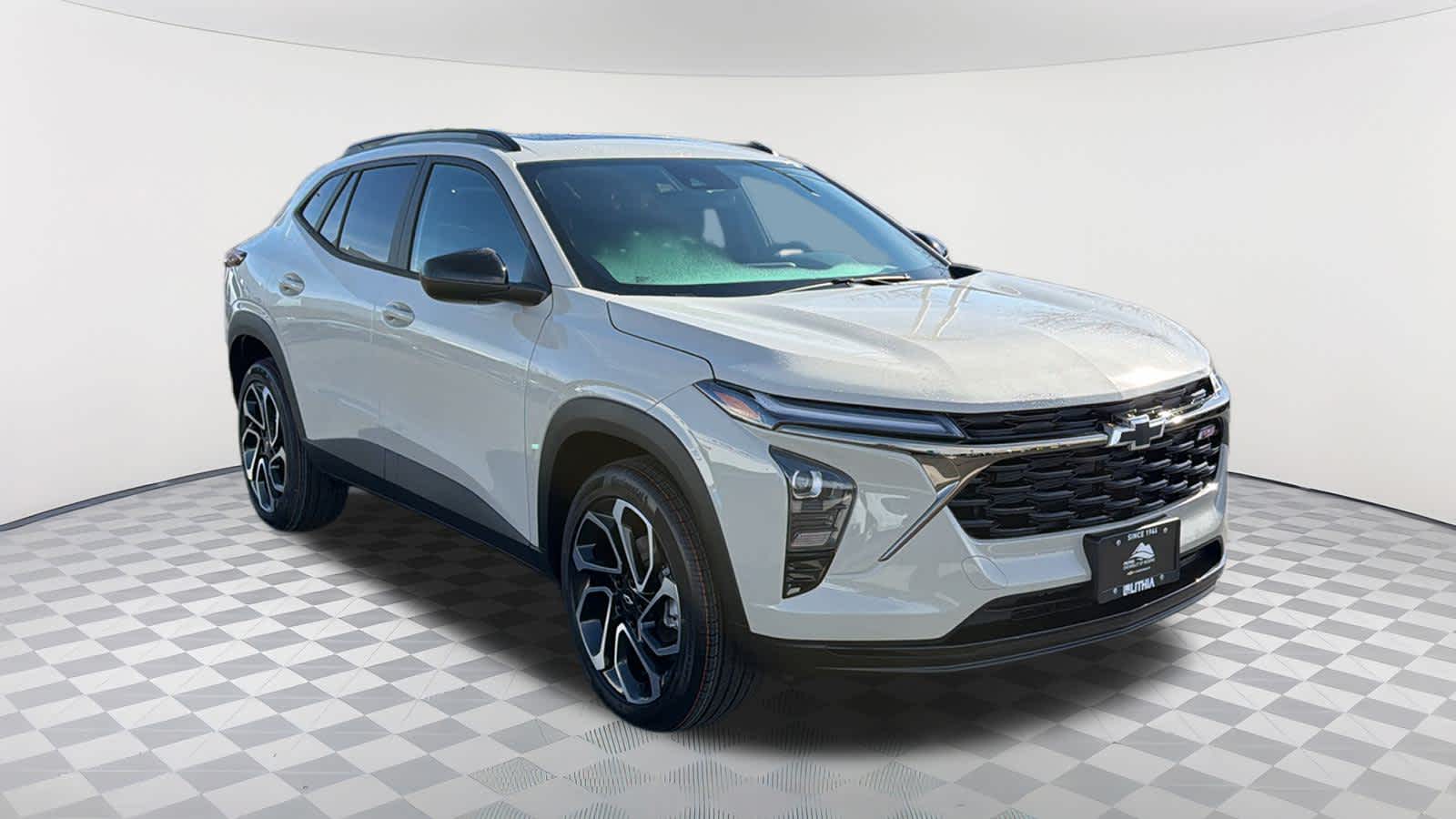 Thumbnail: 2026 Chevrolet Trax - 3