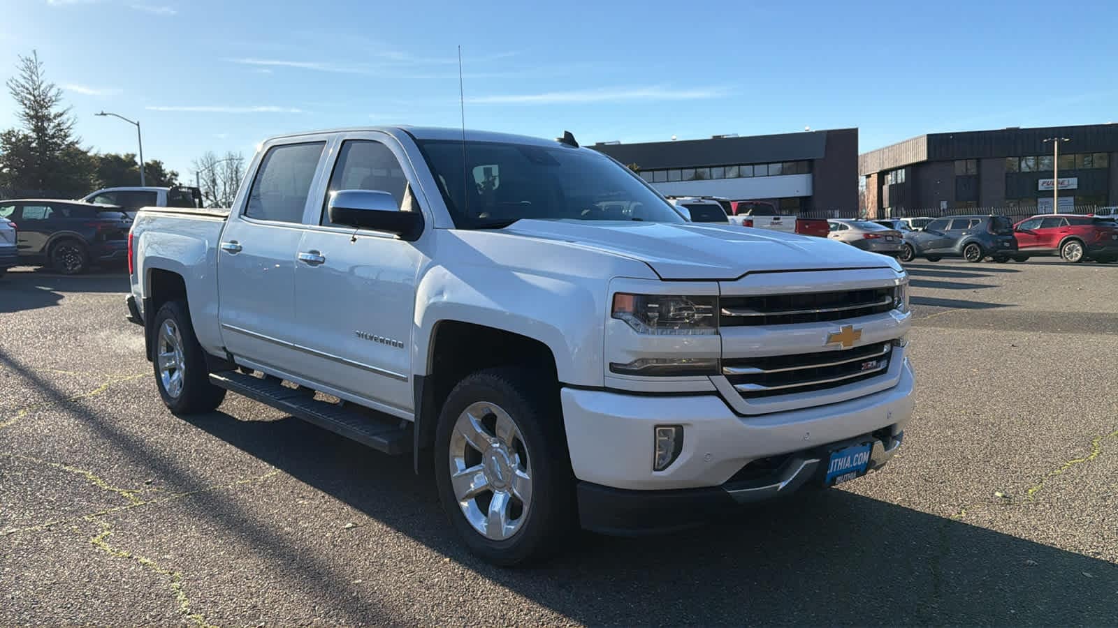 Thumbnail: 2018 Chevrolet Silverado 1500 - 3