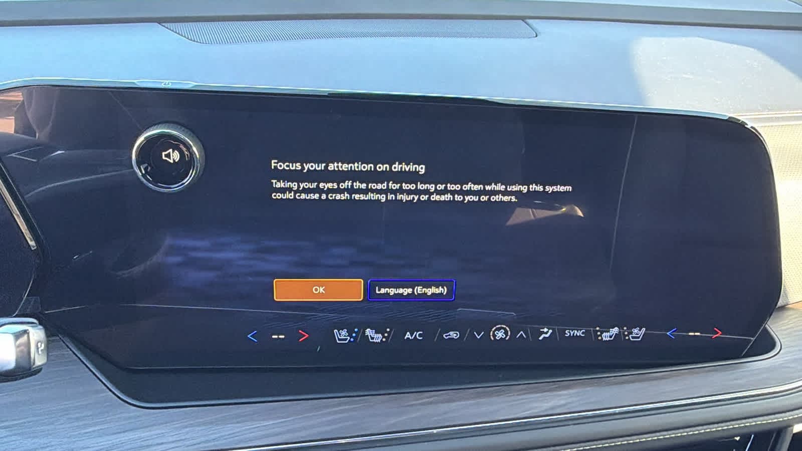 Thumbnail: 2025 Chevrolet Suburban - 15