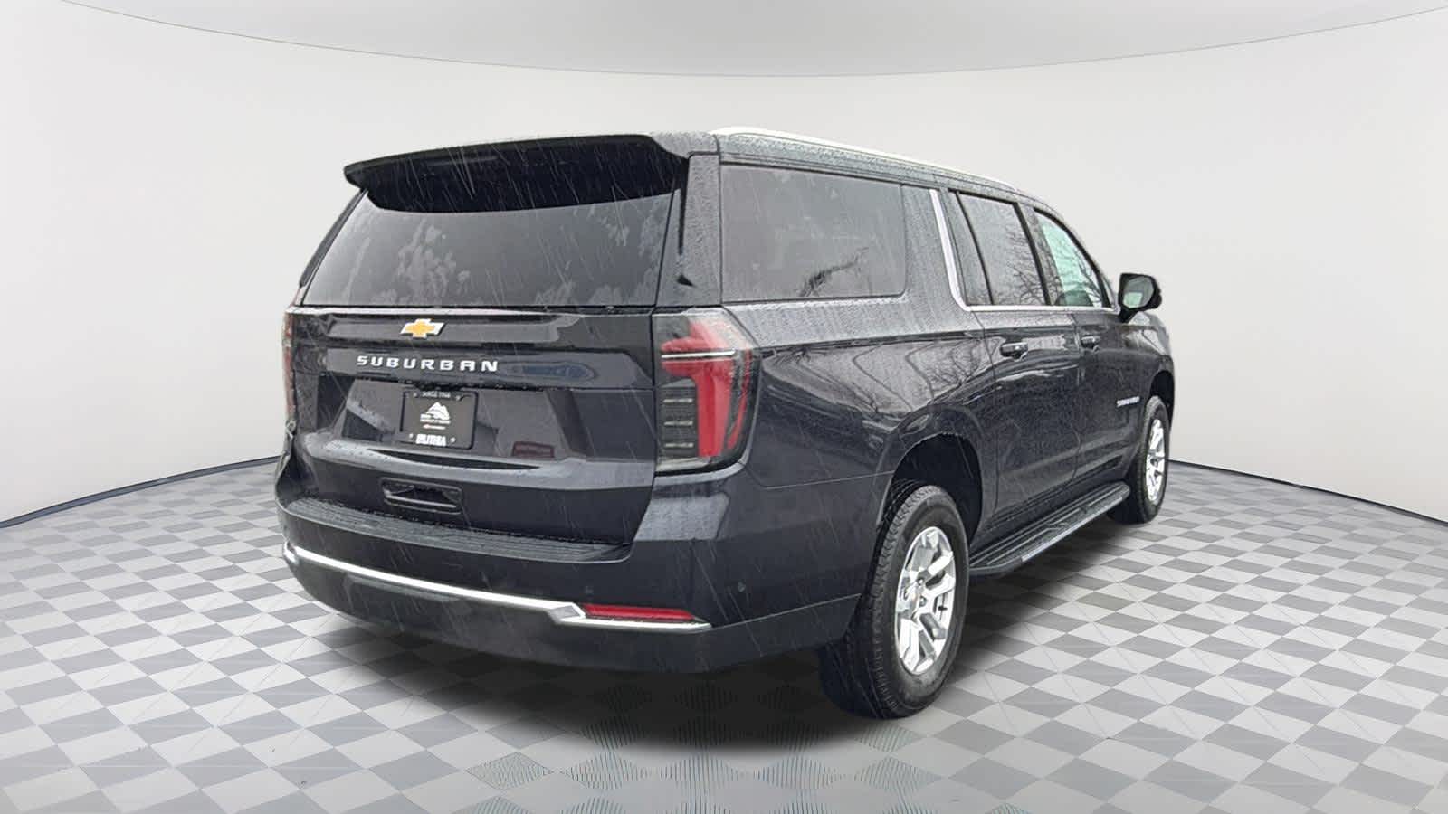 Thumbnail: 2026 Chevrolet Suburban - 5