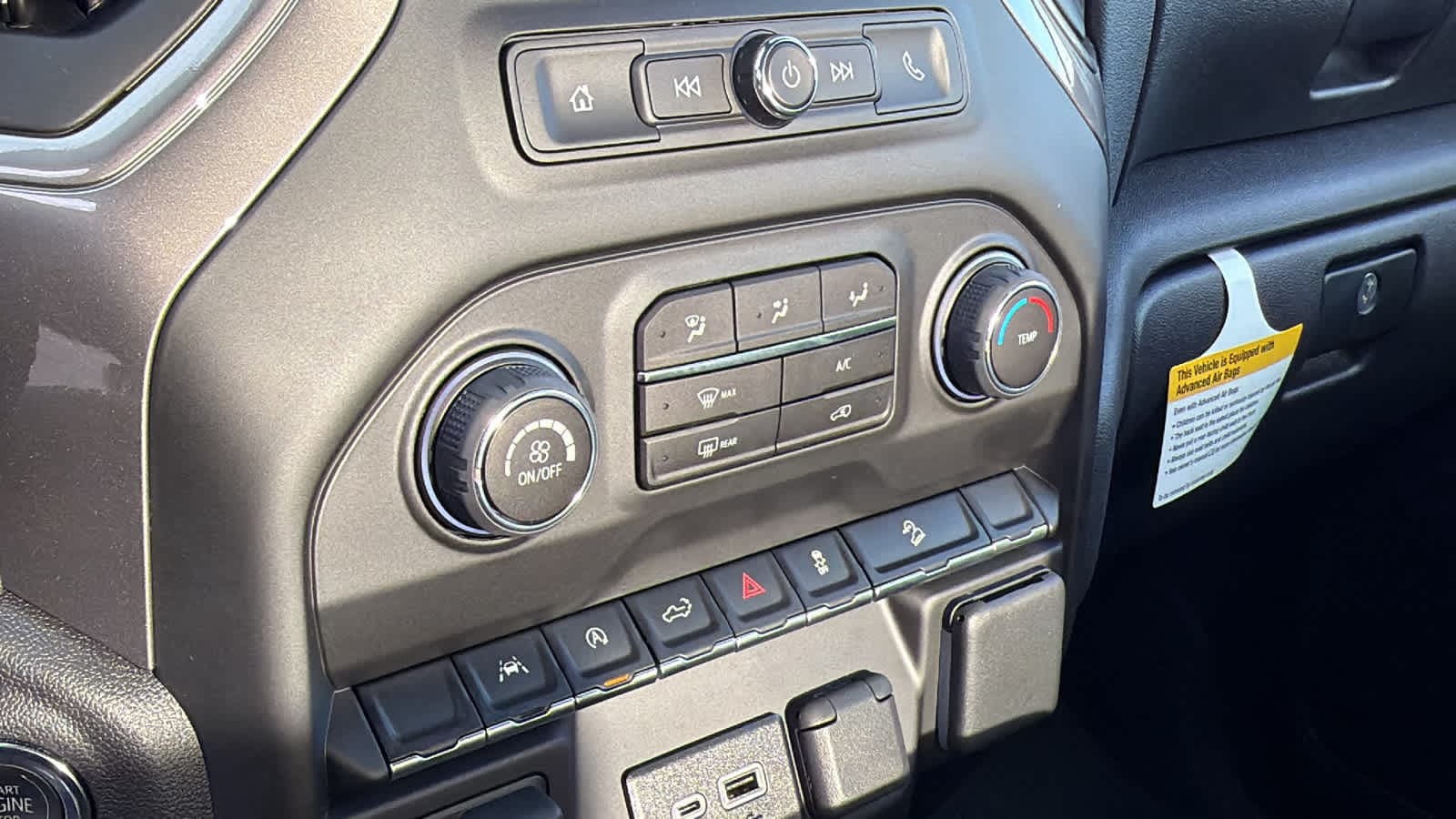 Thumbnail: 2026 Chevrolet Silverado 1500 - 14