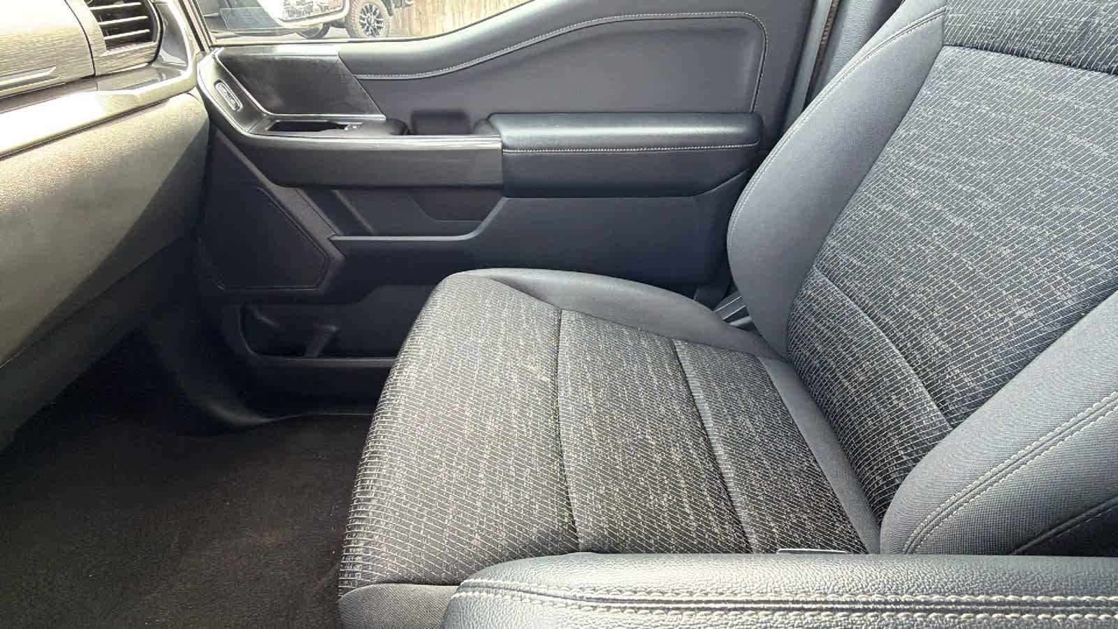 Thumbnail: 2022 Ford F-150 - 11