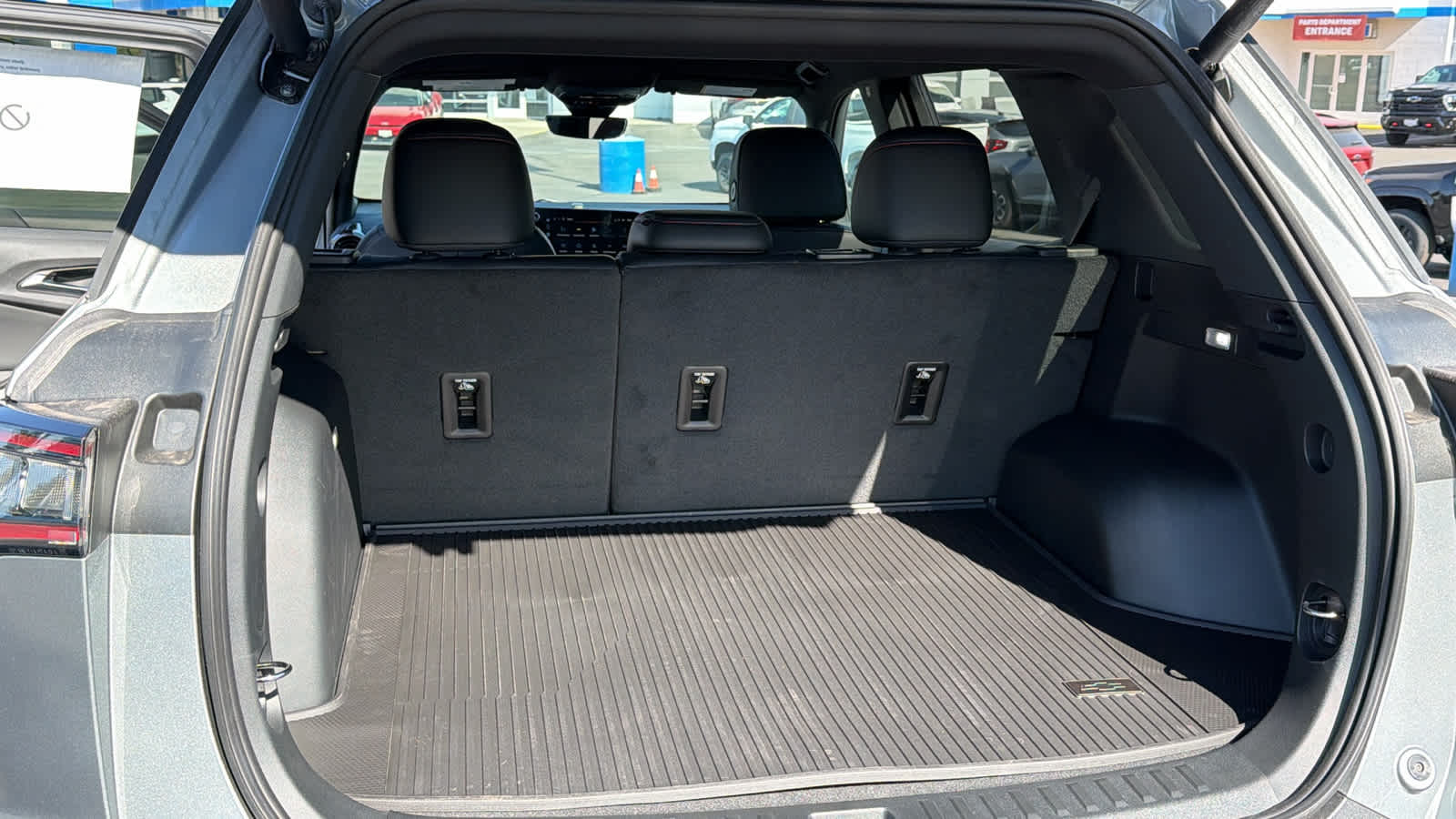 2027 Chevrolet Equinox RS - Photo 27