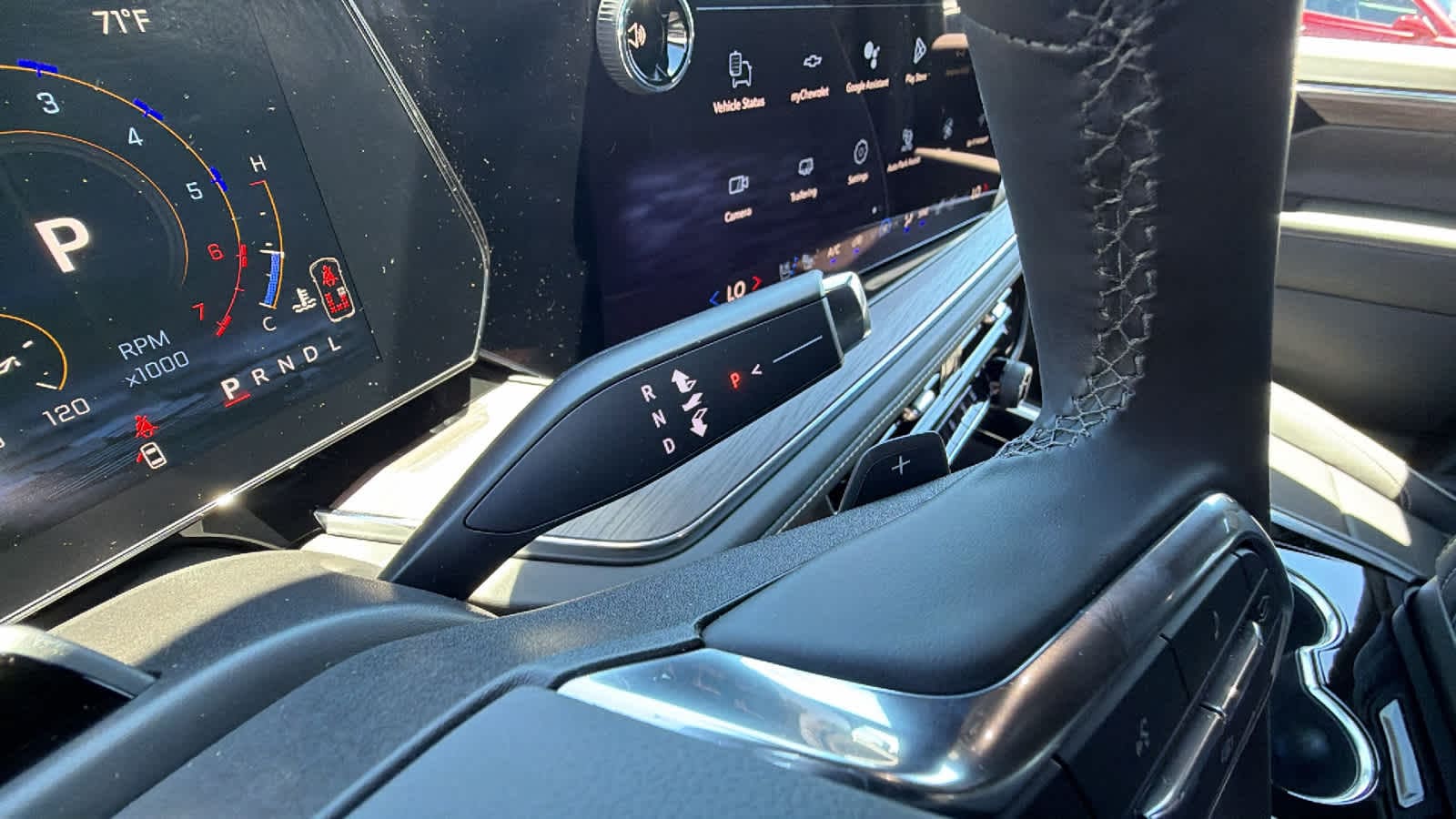 2026 Chevrolet Tahoe Premier - Photo 13