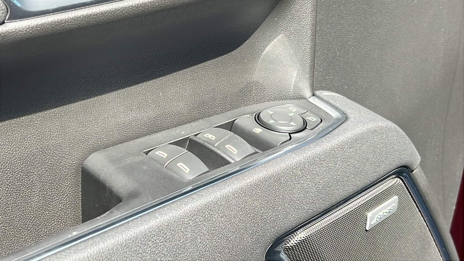 Thumbnail: 2026 Chevrolet Silverado 1500 - 22