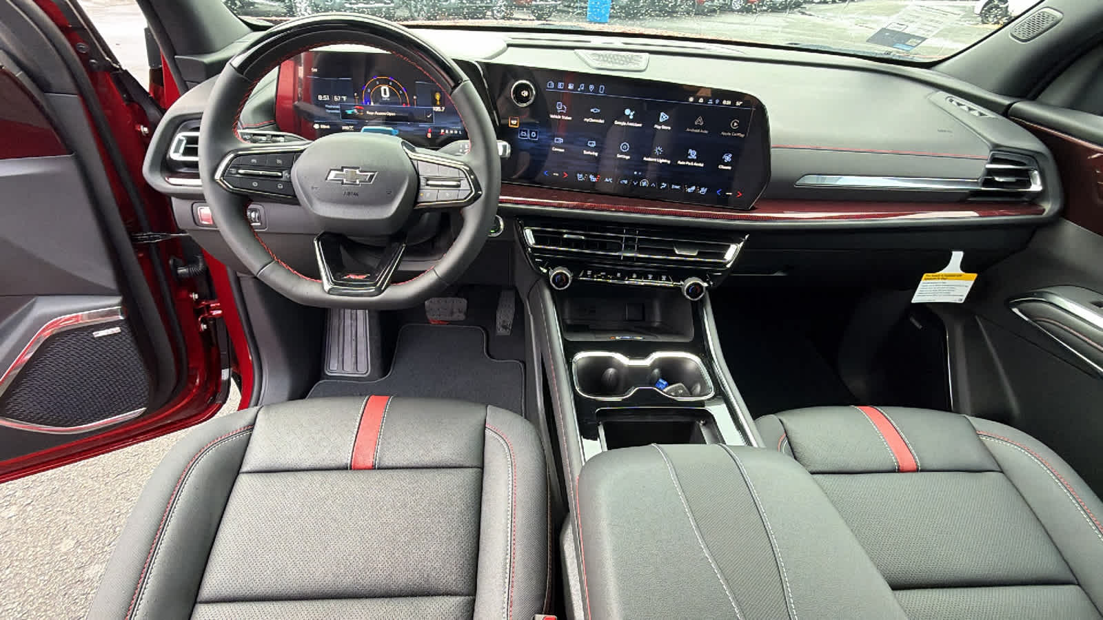 Thumbnail: 2026 Chevrolet Traverse - 26