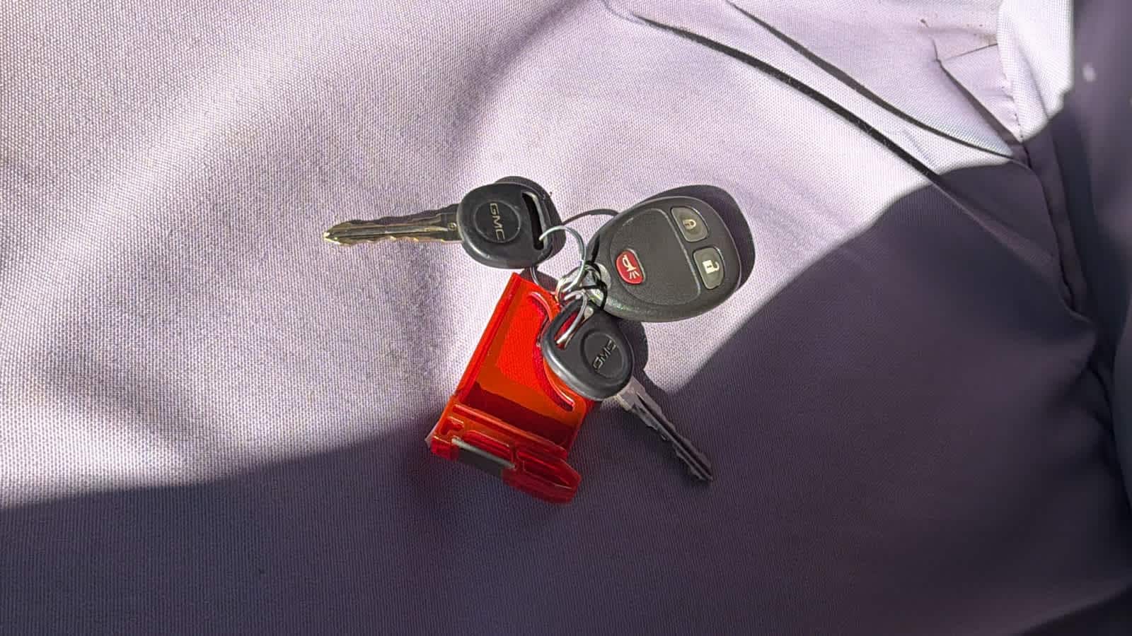 Thumbnail: 2010 GMC Sierra 1500 - 11