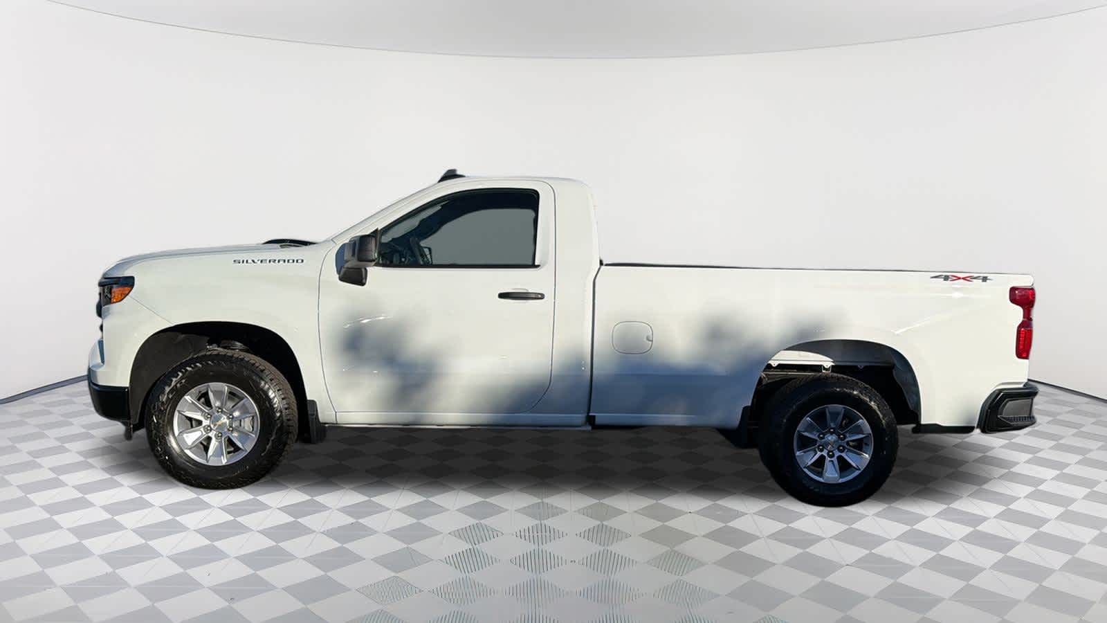 Thumbnail: 2026 Chevrolet Silverado 1500 - 8