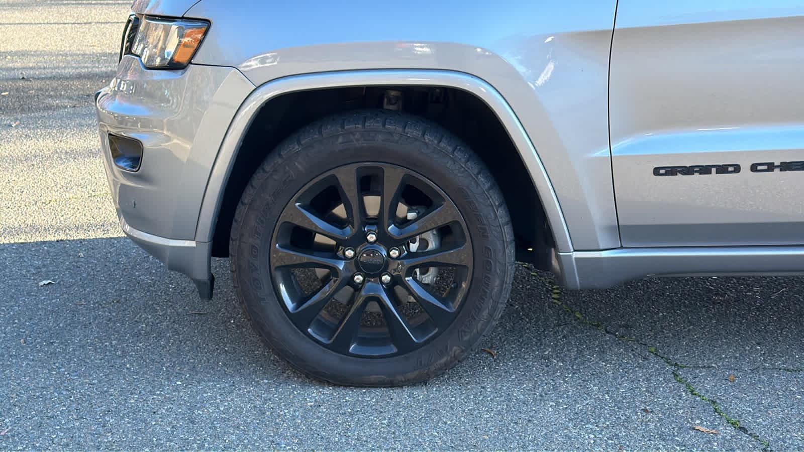 Thumbnail: 2018 Jeep Grand Cherokee - 9