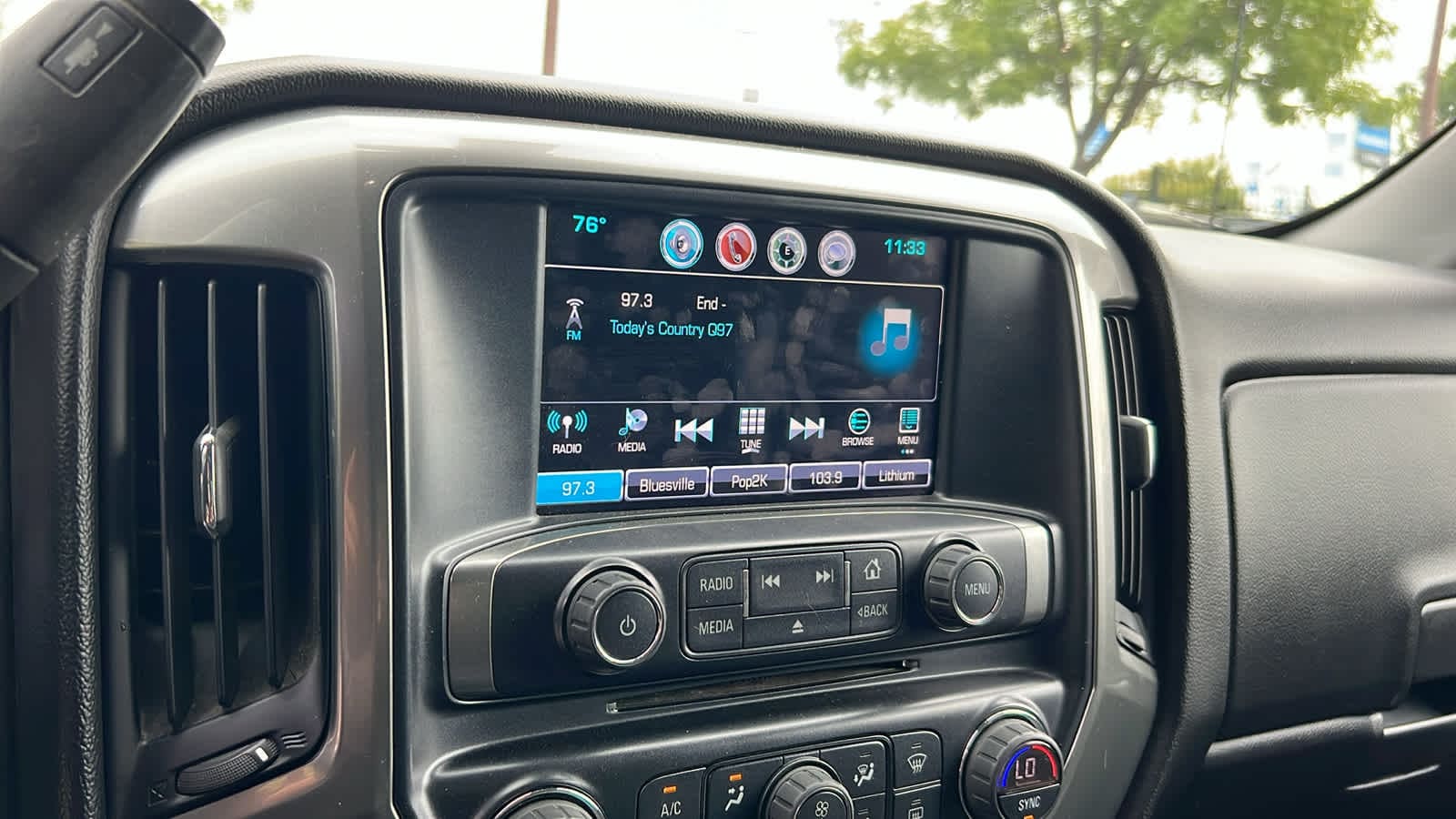 Thumbnail: 2018 Chevrolet Silverado 1500 - 14