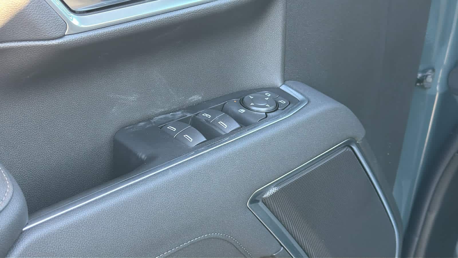 Thumbnail: 2026 Chevrolet Silverado 1500 - 22