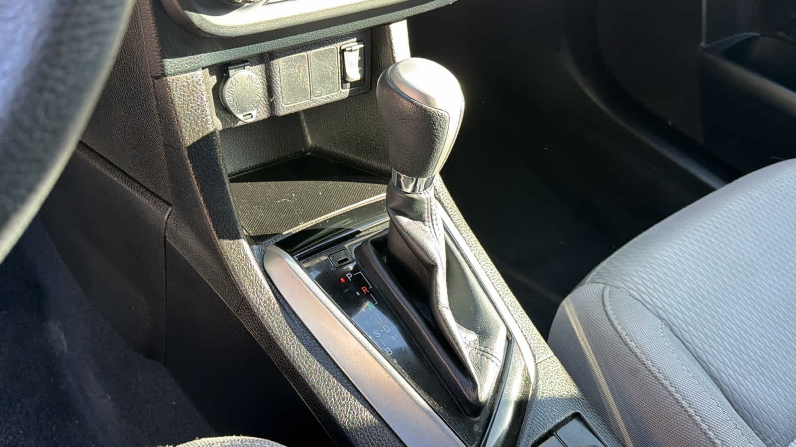 Thumbnail: 2016 Toyota Corolla - 12