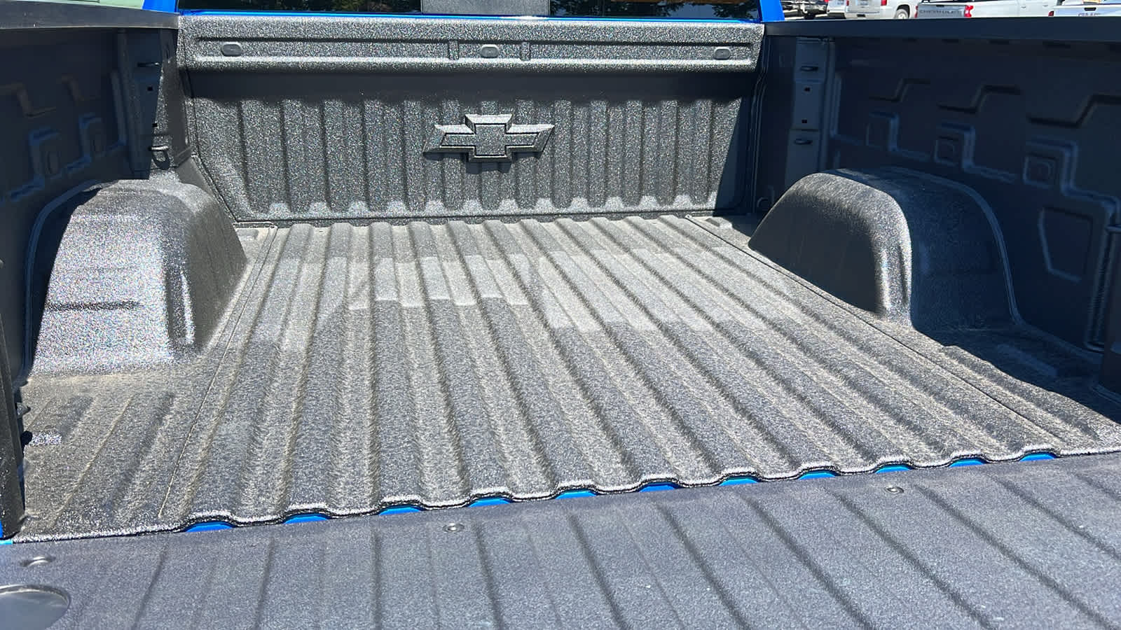 Thumbnail: 2026 Chevrolet Silverado 1500 - 27