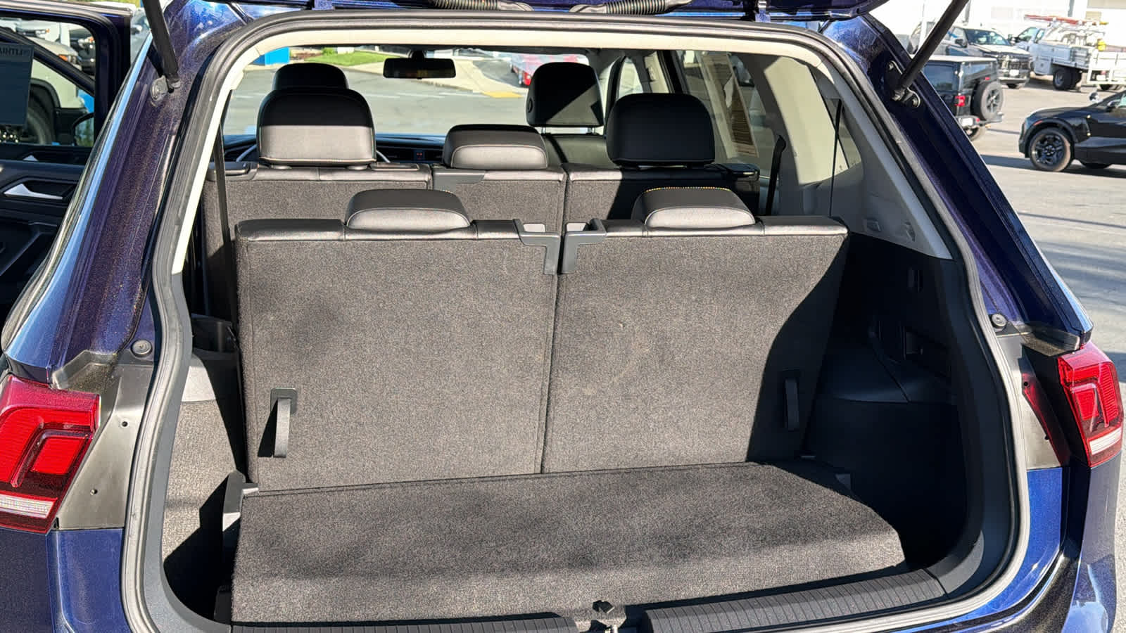 Thumbnail: 2021 Volkswagen Tiguan - 26