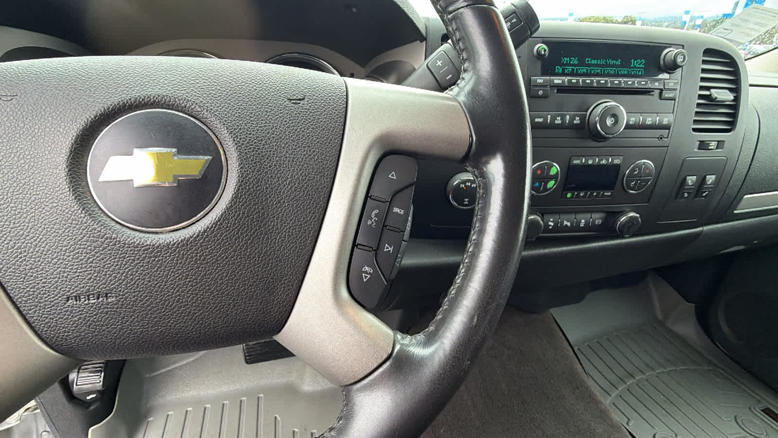 Thumbnail: 2013 Chevrolet Silverado 2500 - 20