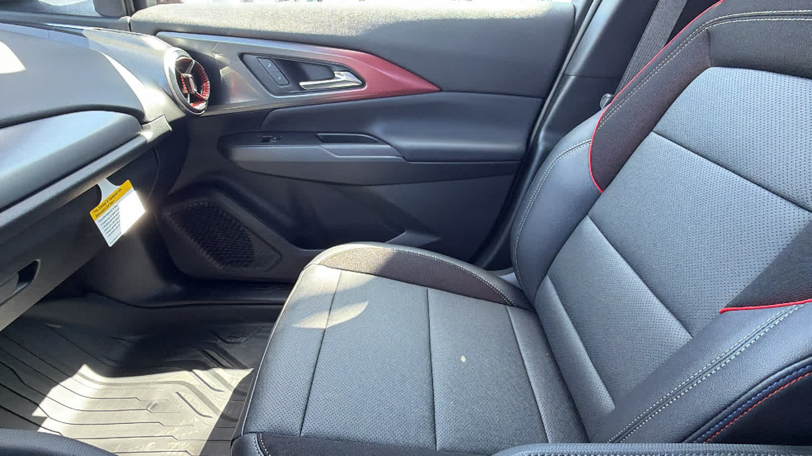 2026 Chevrolet Equinox EV RS - Photo 12