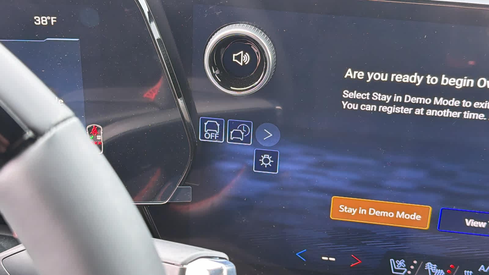 Thumbnail: 2026 Chevrolet Equinox - 17