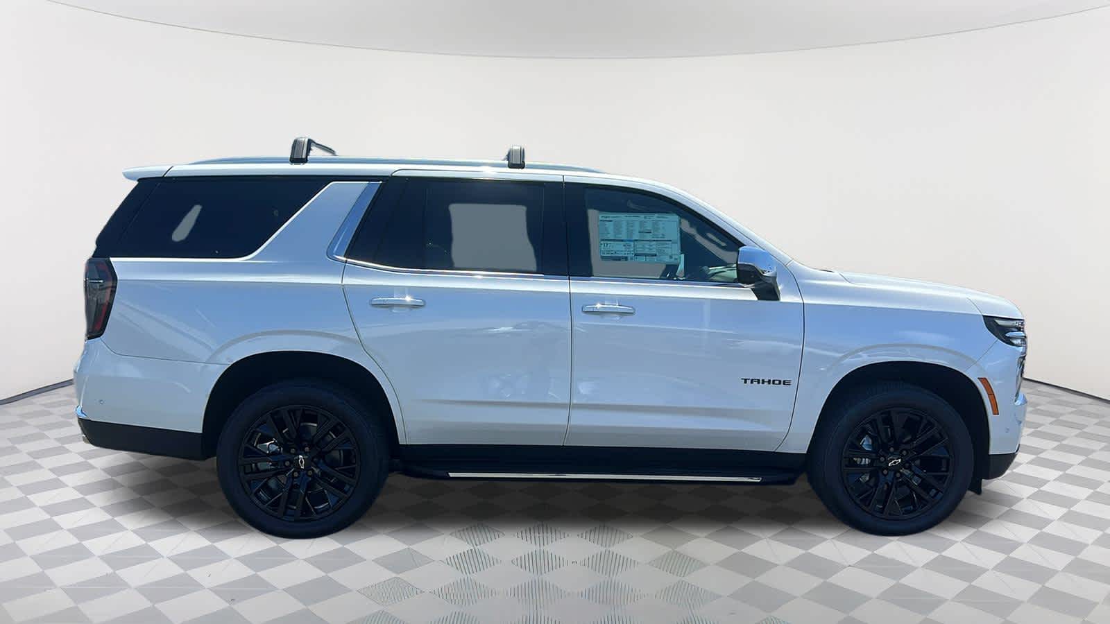2025 Chevrolet Tahoe Premier photo 4