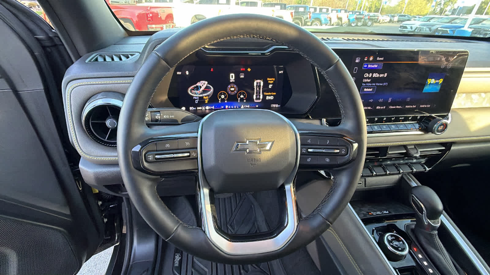 Thumbnail: 2024 Chevrolet Colorado - 18