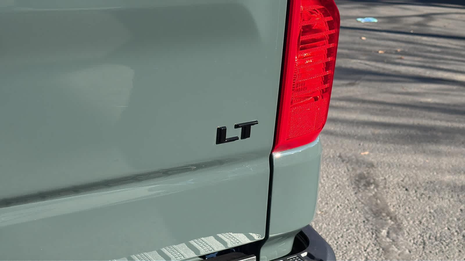 Thumbnail: 2026 Chevrolet Silverado 1500 - 28