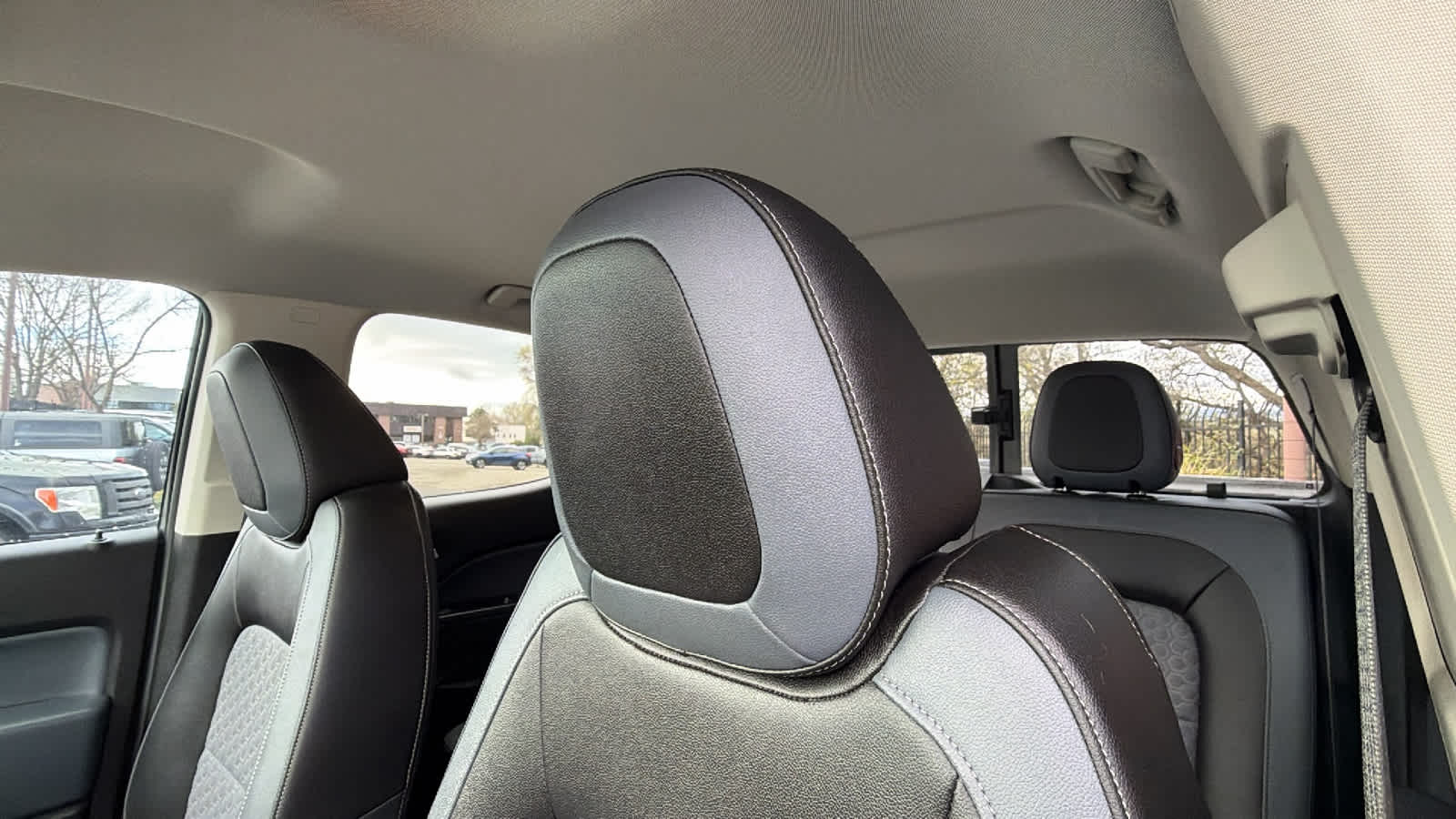 Thumbnail: 2016 Chevrolet Colorado - 11