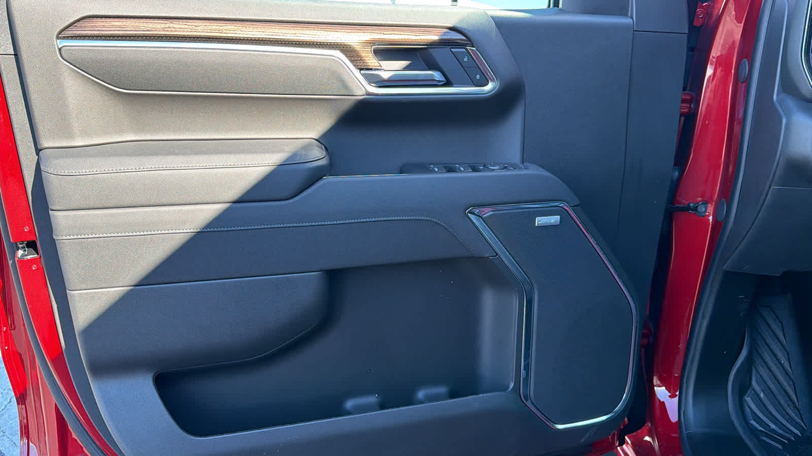 Thumbnail: 2026 Chevrolet Silverado 1500 - 23