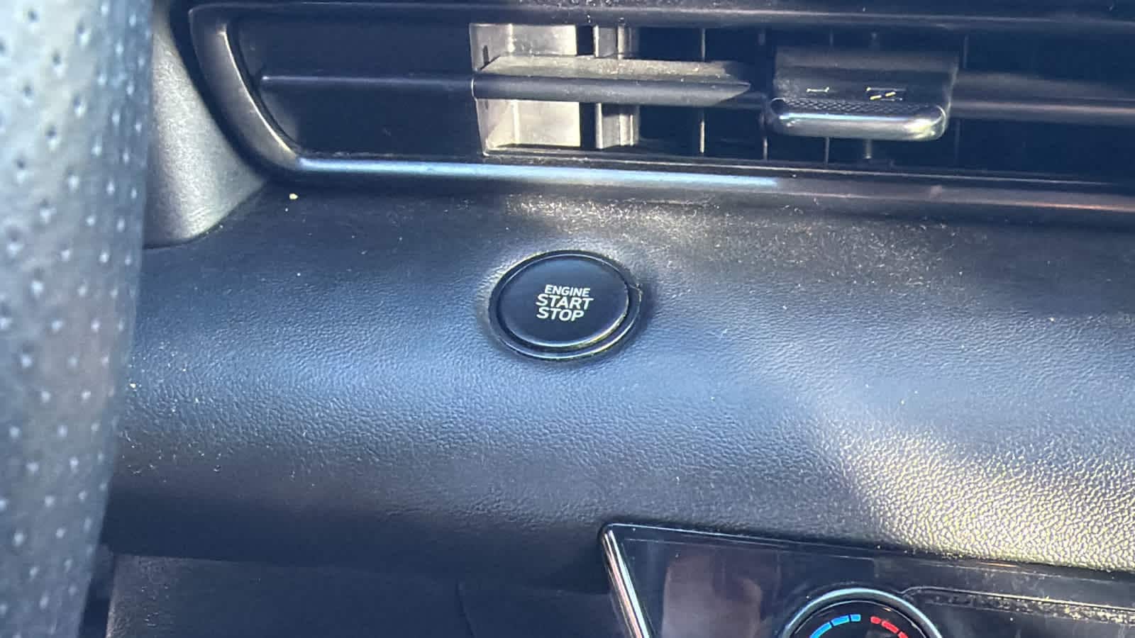 Thumbnail: 2022 Hyundai Elantra - 17