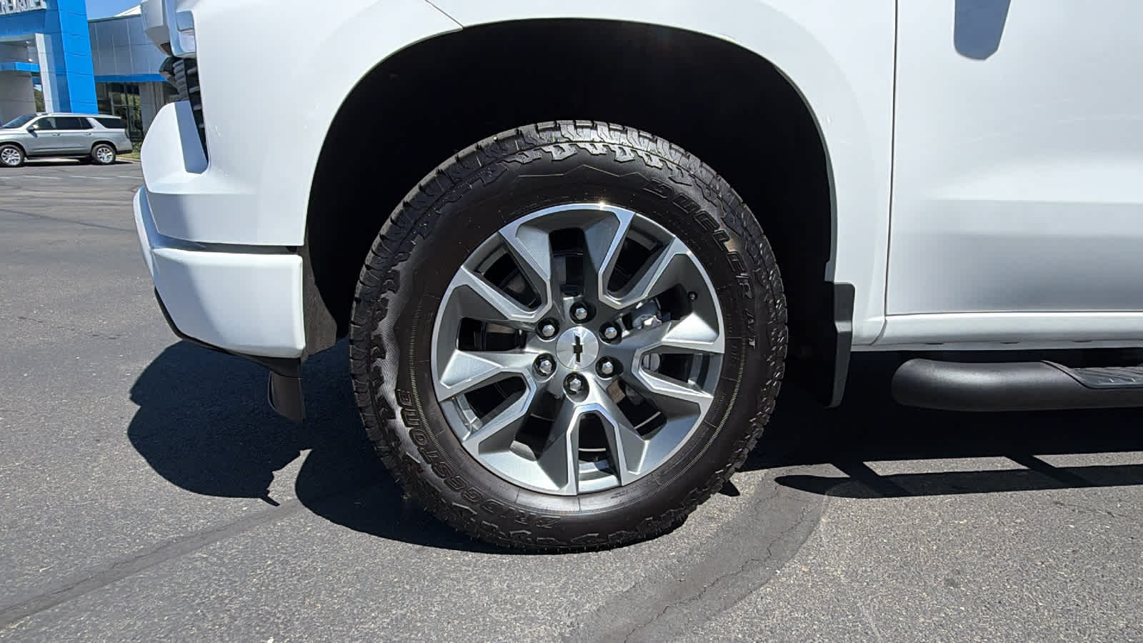 Thumbnail: 2026 Chevrolet Silverado 1500 - 9