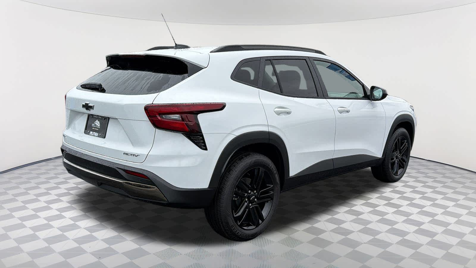 Thumbnail: 2026 Chevrolet Trax - 4