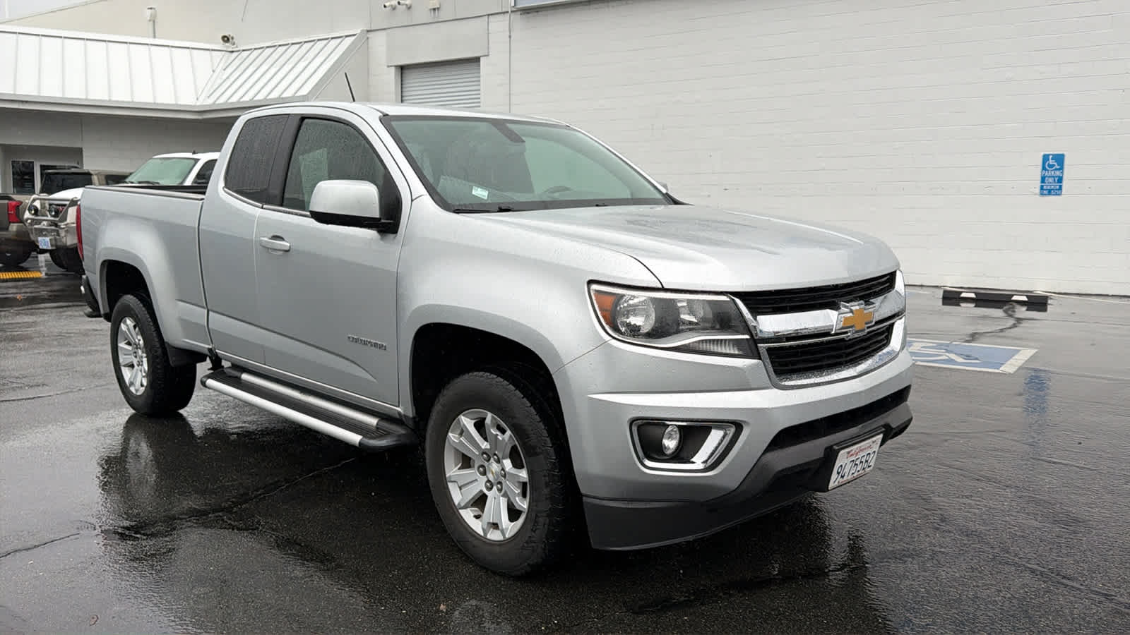 Thumbnail: 2016 Chevrolet Colorado - 3