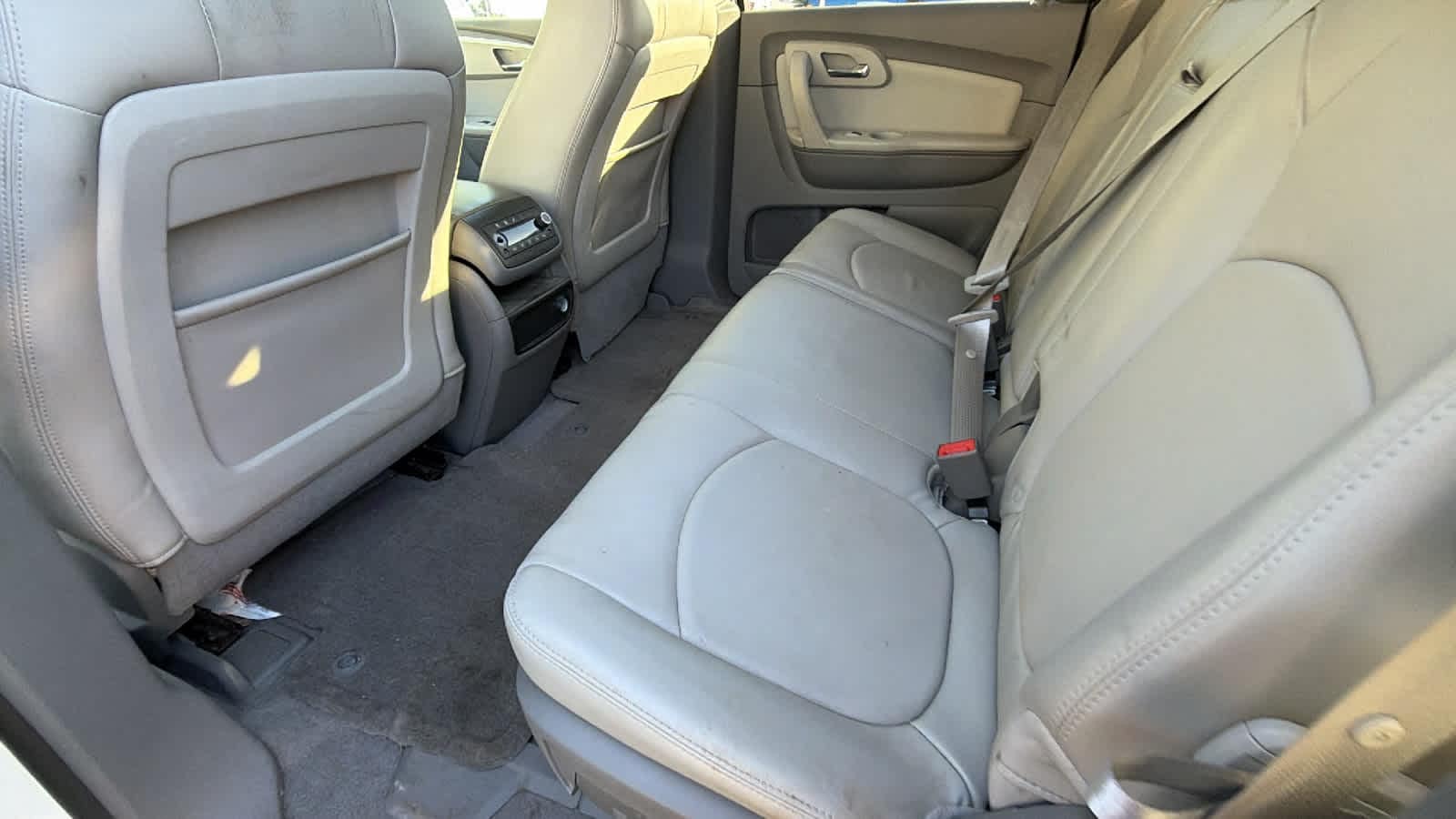 Thumbnail: 2012 Chevrolet Traverse - 17