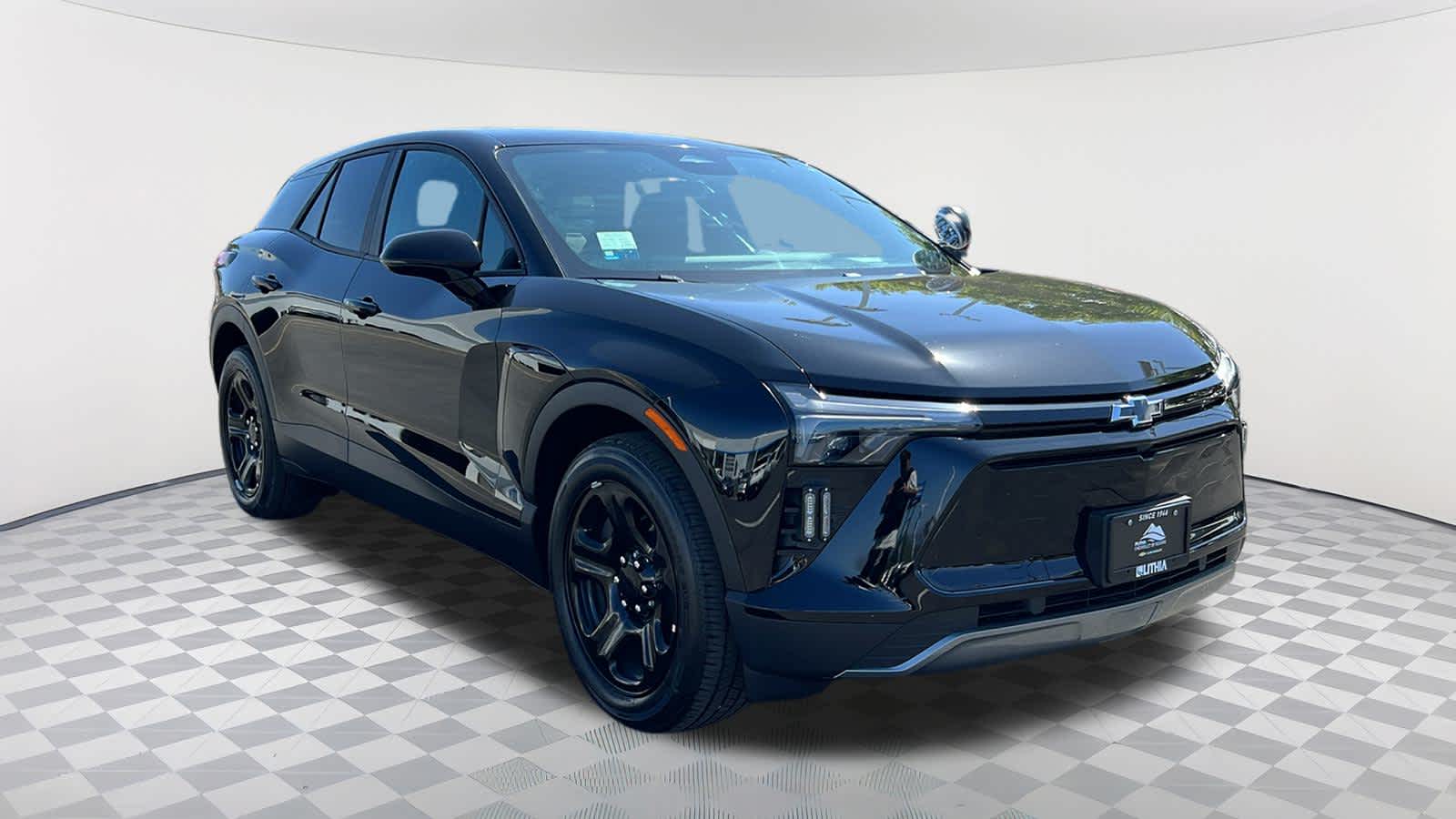 Thumbnail: 2024 Chevrolet Blazer EV - 3