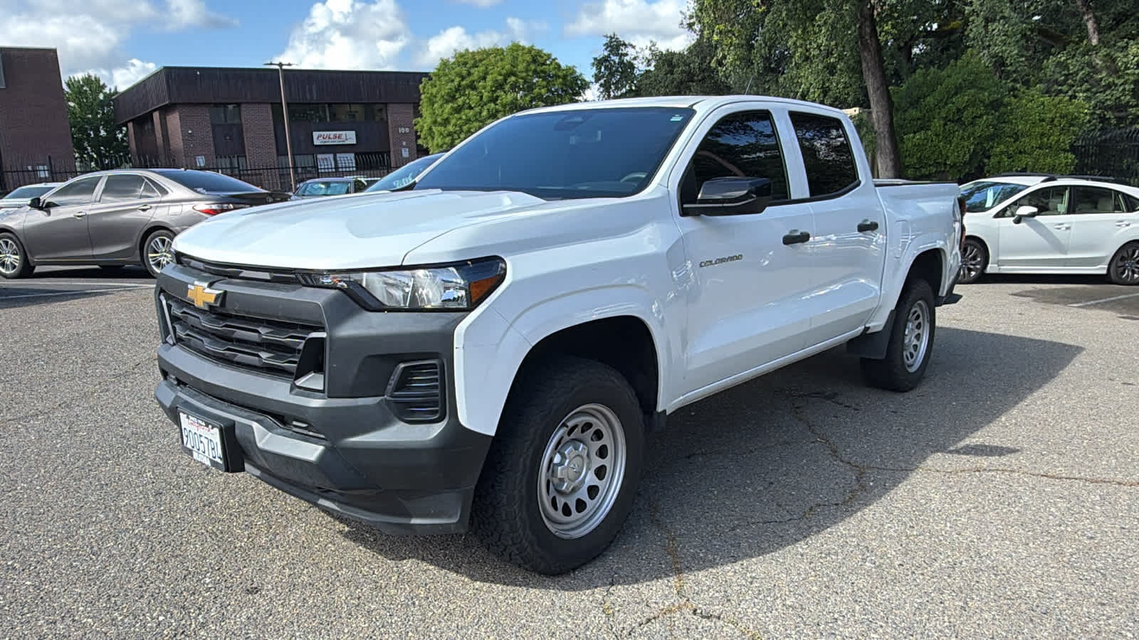 Thumbnail: 2023 Chevrolet Colorado - 1