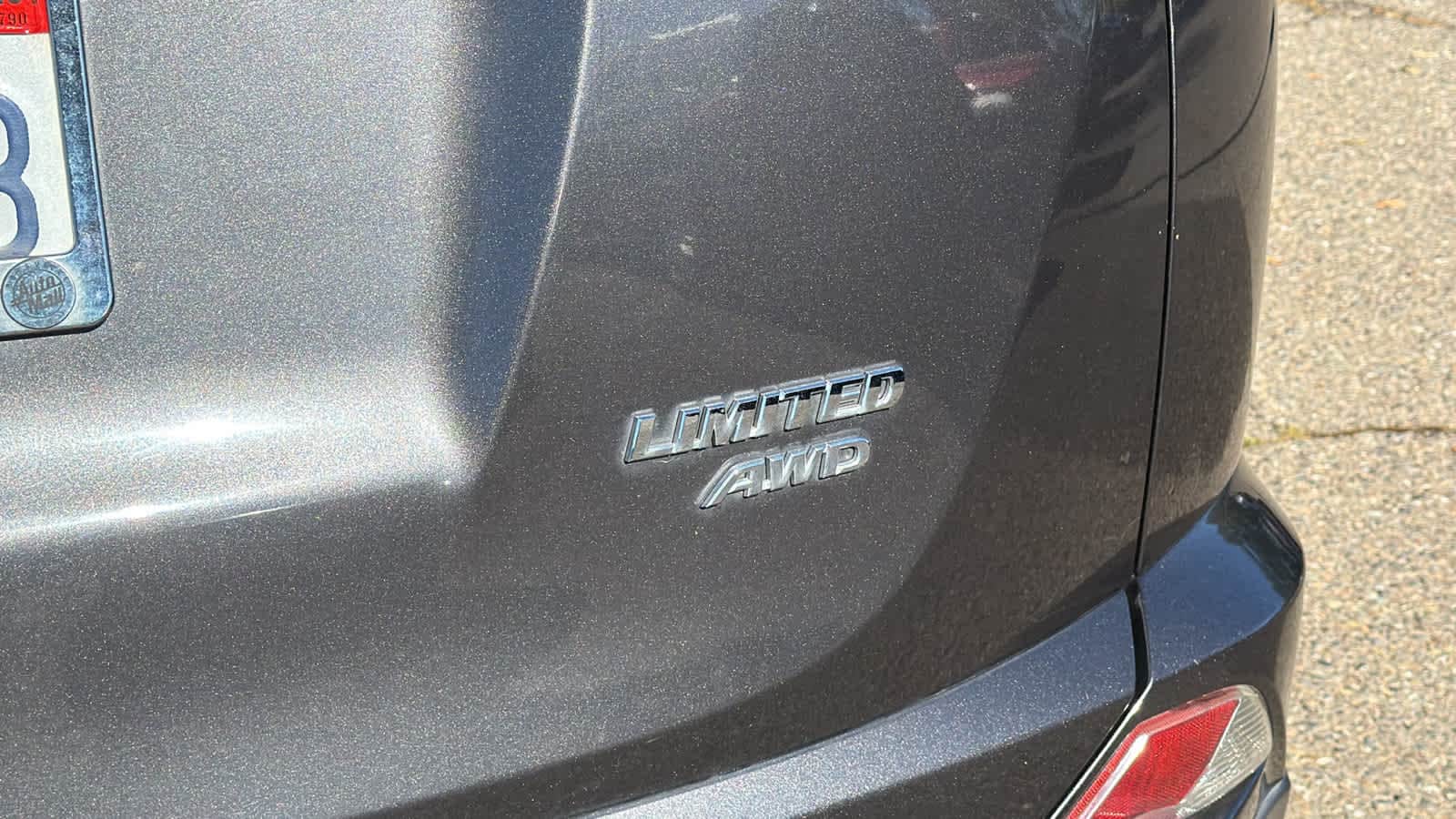 Thumbnail: 2018 Toyota RAV4 - 19